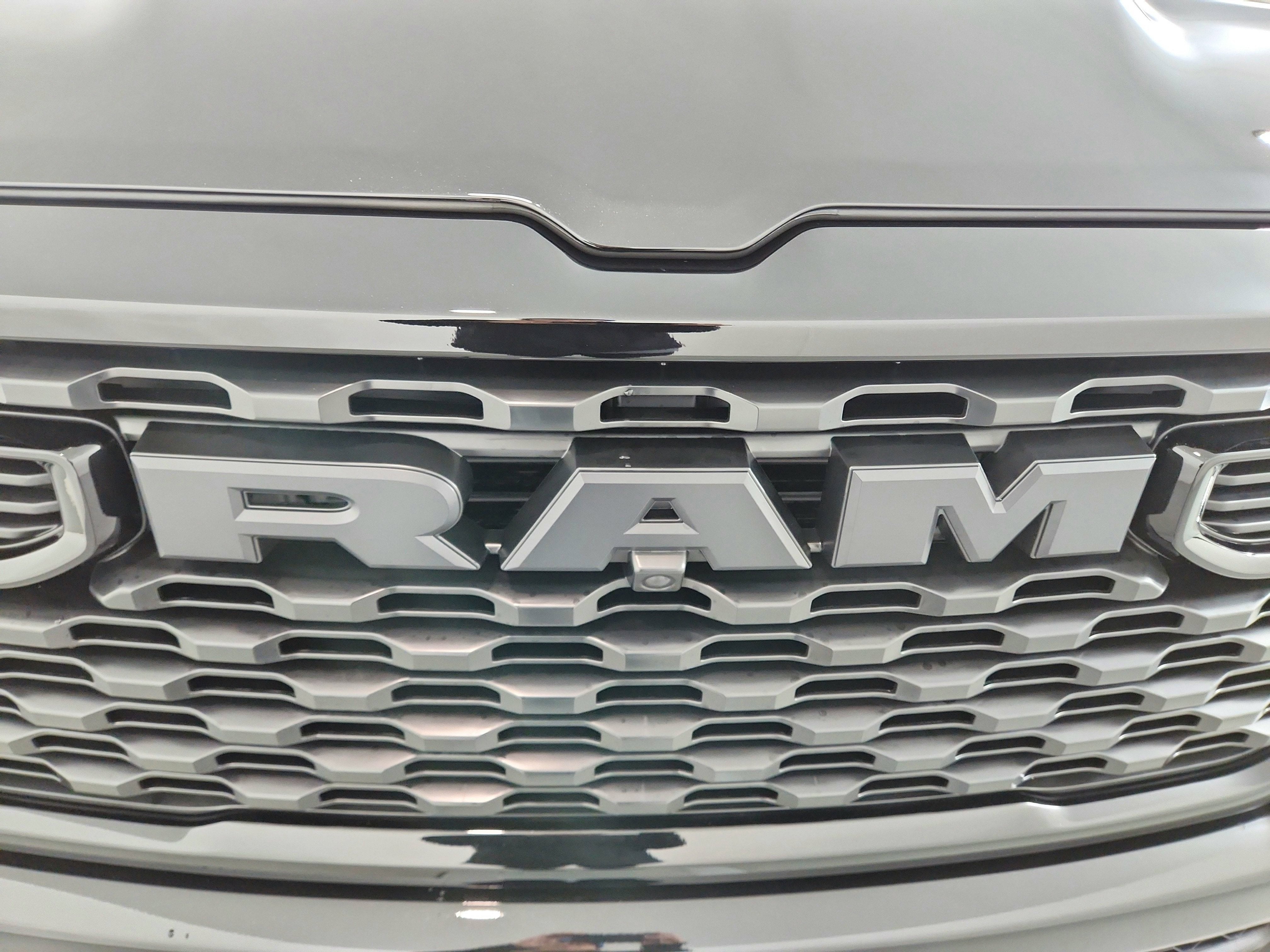 2026 RAM Ram 1500 RAM 1500 TRADESMAN CREW CAB 4X4 (144.5 IN WB 5 FT 7 IN BOX)