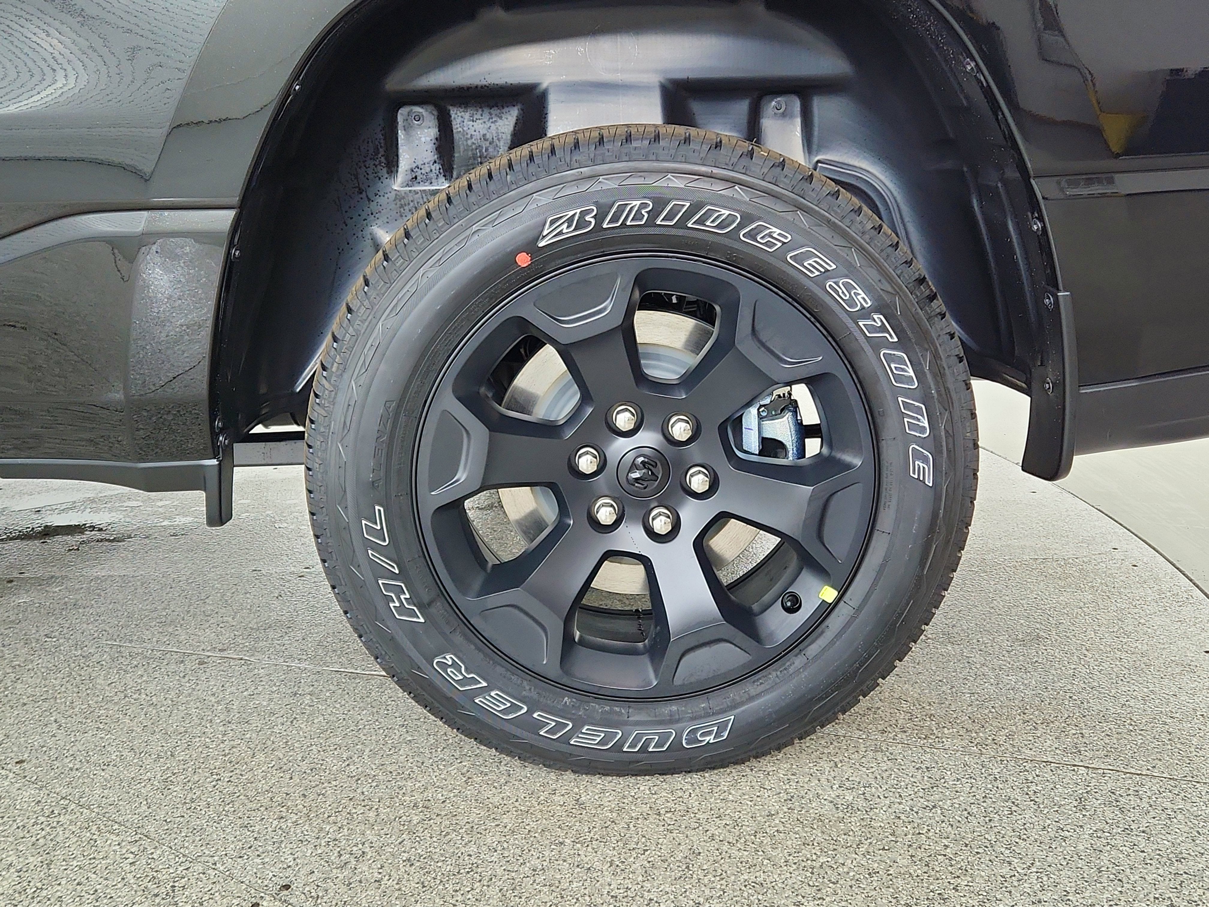 2026 RAM Ram 1500 RAM 1500 TRADESMAN CREW CAB 4X4 (144.5 IN WB 5 FT 7 IN BOX)