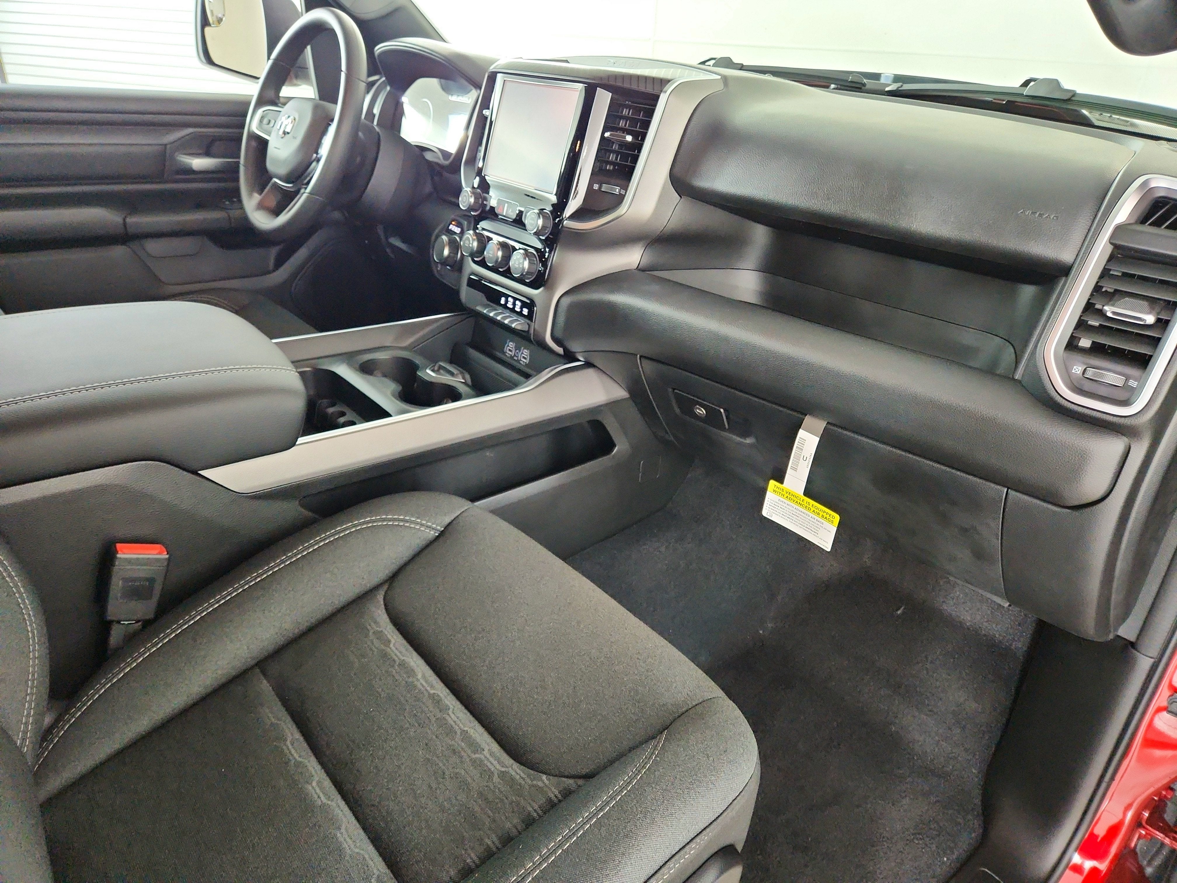 2026 RAM Ram 1500 RAM 1500 TRADESMAN CREW CAB 4X4 (144.5 IN WB 5 FT 7 IN BOX)