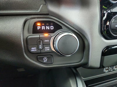 2026 RAM Ram 1500 RAM 1500 TRADESMAN CREW CAB 4X4 (144.5 IN WB 5 FT 7 IN BOX)