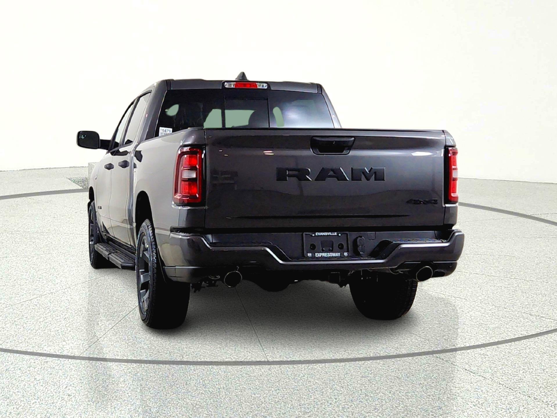 2026 RAM Ram 1500 RAM 1500 TRADESMAN CREW CAB 4X4 (144.5 IN WB 5 FT 7 IN BOX)