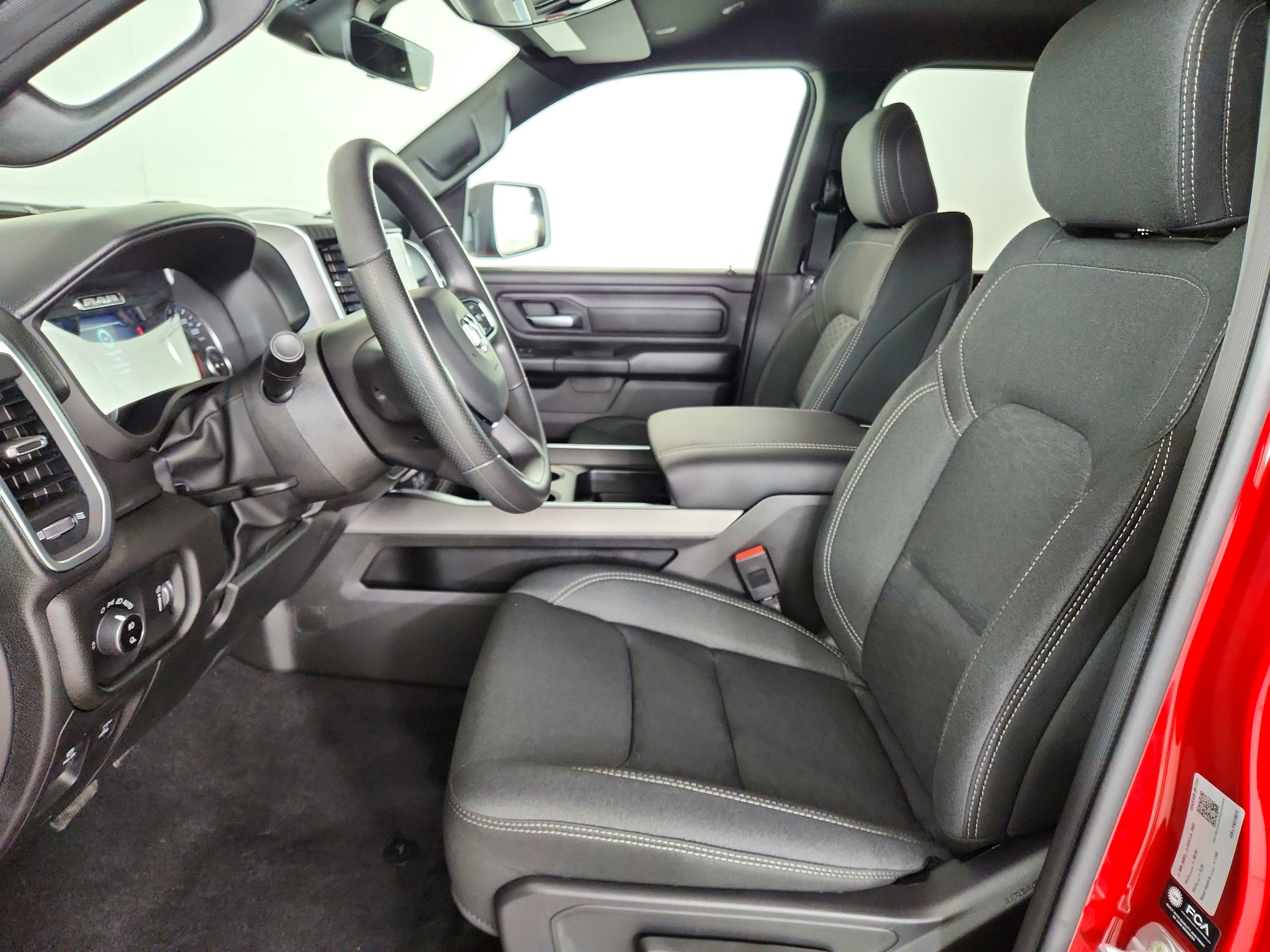 2026 RAM Ram 1500 RAM 1500 TRADESMAN CREW CAB 4X4 (144.5 IN WB 5 FT 7 IN BOX)