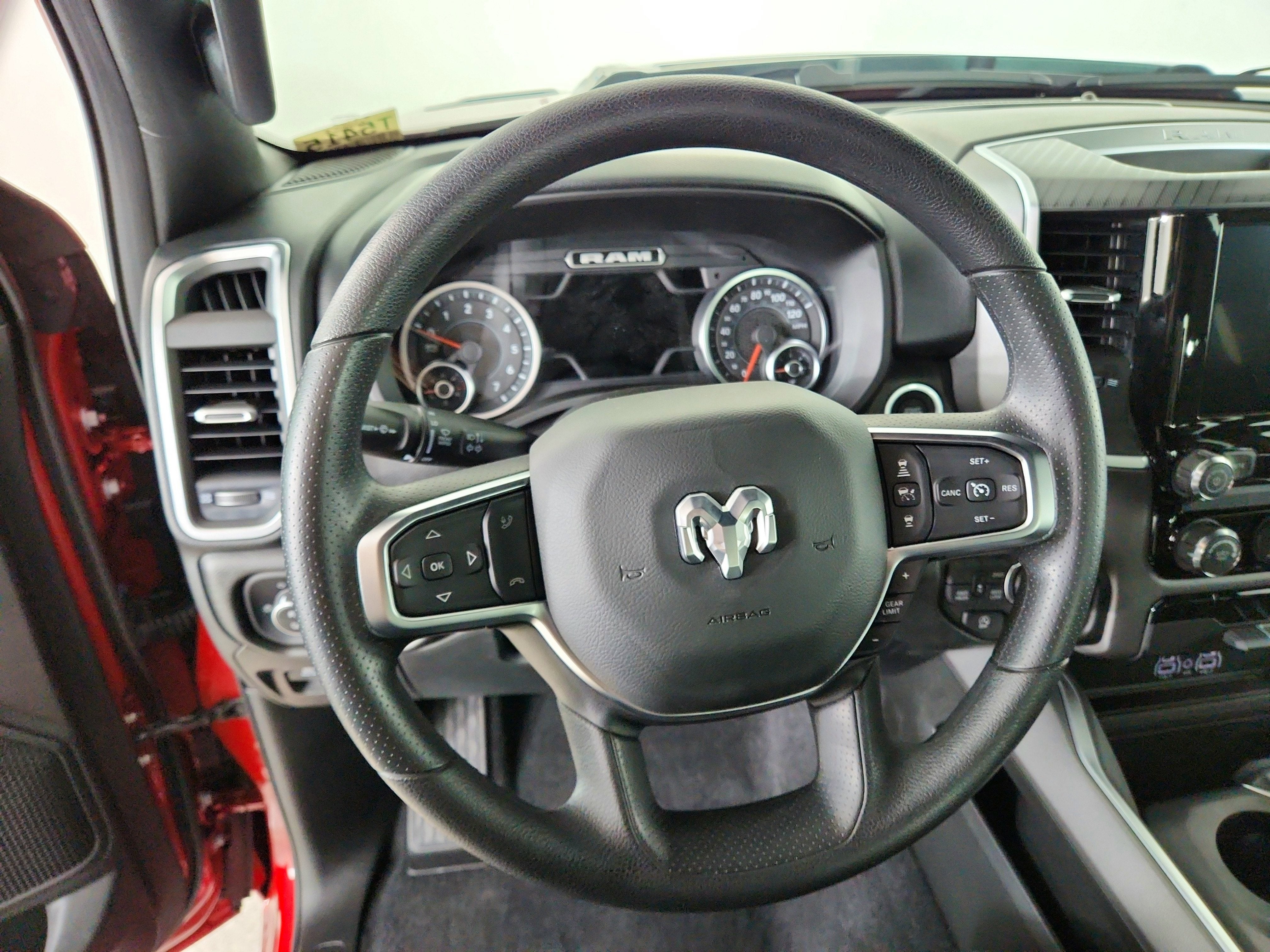 2026 RAM Ram 1500 RAM 1500 TRADESMAN CREW CAB 4X4 (144.5 IN WB 5 FT 7 IN BOX)