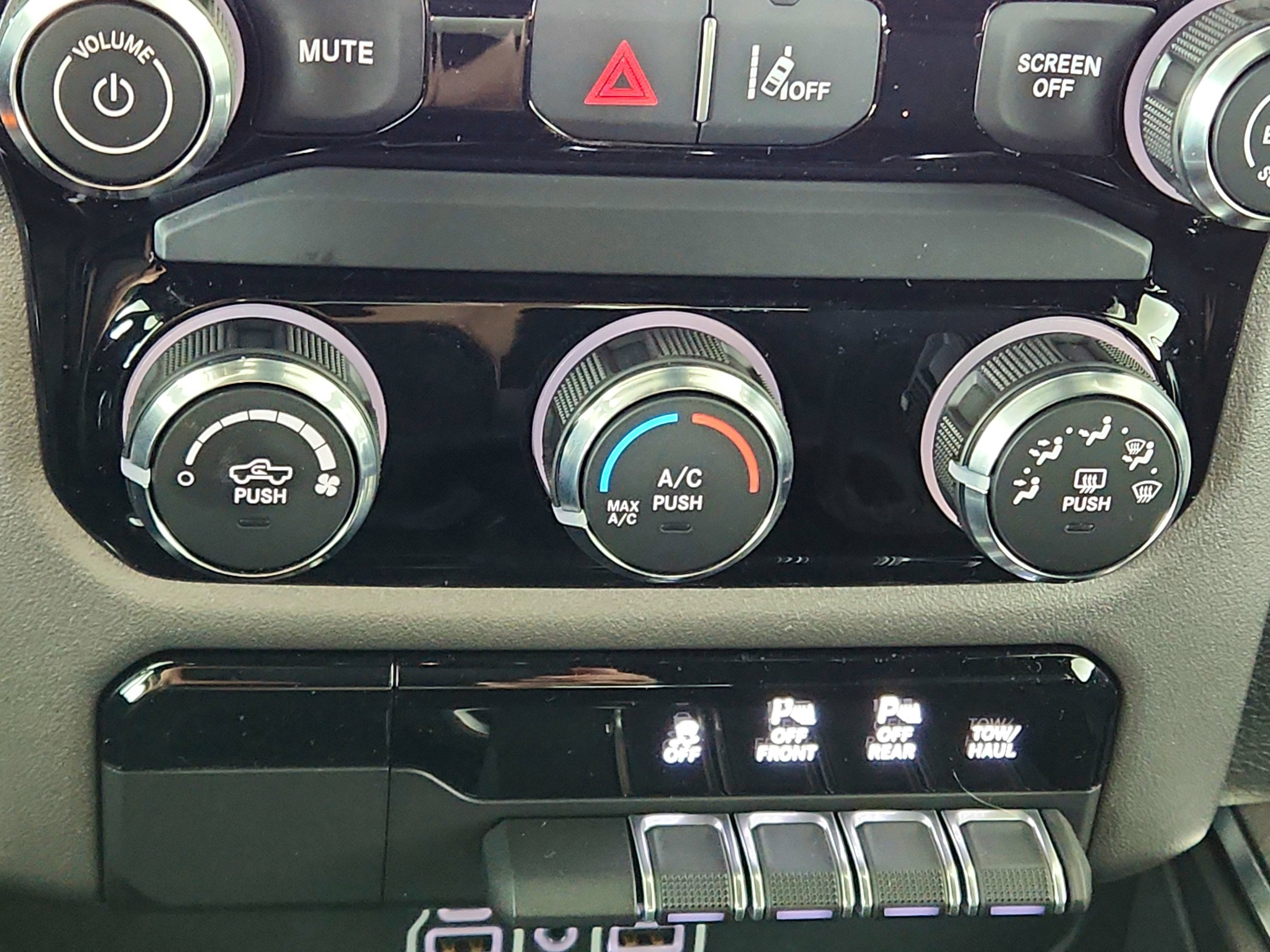 2026 RAM Ram 1500 RAM 1500 TRADESMAN CREW CAB 4X4 (144.5 IN WB 5 FT 7 IN BOX)