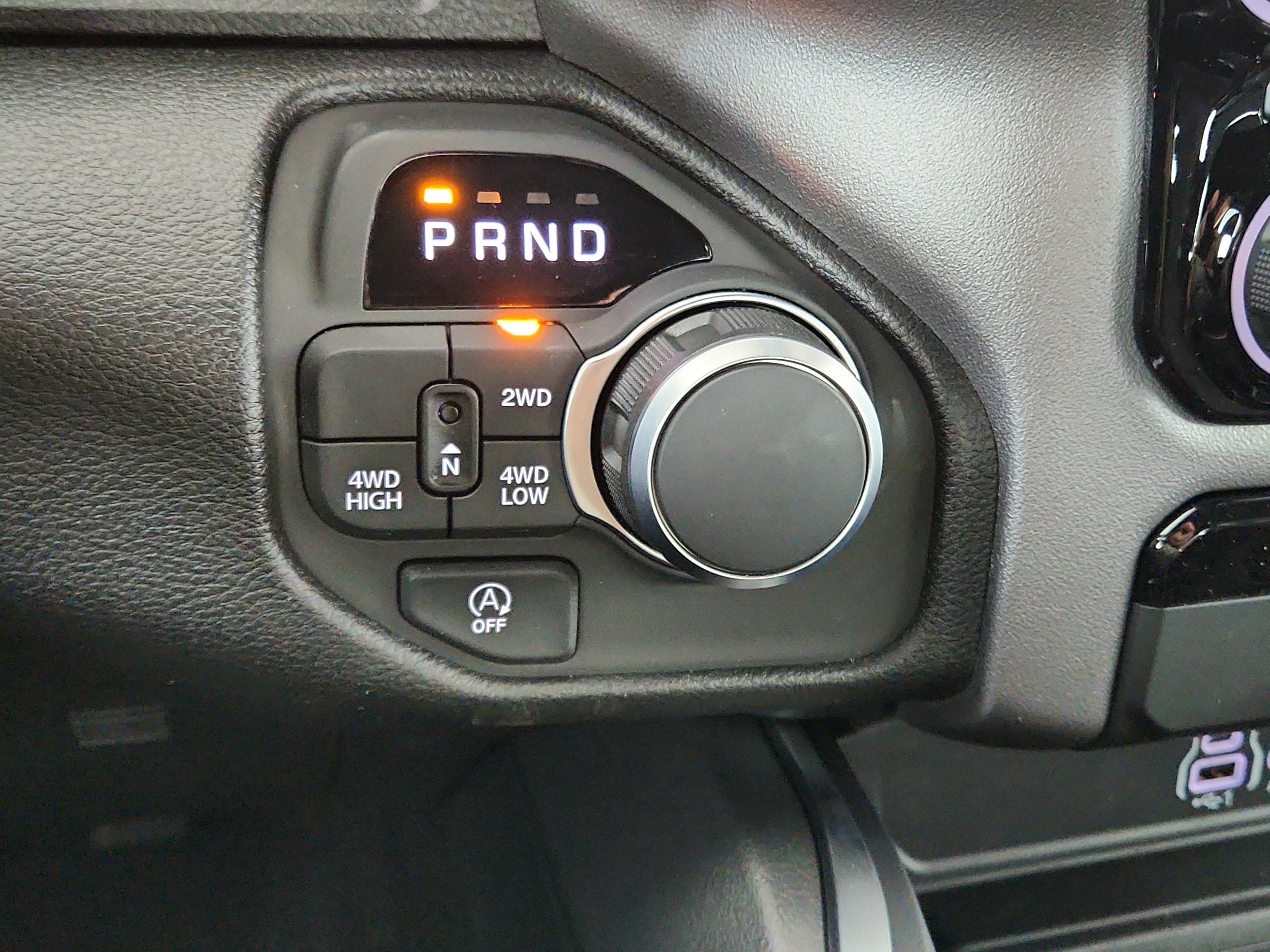 2026 RAM Ram 1500 RAM 1500 TRADESMAN CREW CAB 4X4 (144.5 IN WB 5 FT 7 IN BOX)