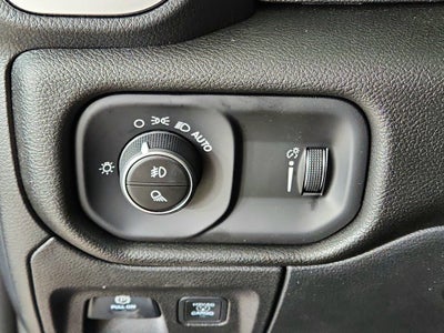 2026 RAM Ram 1500 RAM 1500 TRADESMAN CREW CAB 4X4 (144.5 IN WB 5 FT 7 IN BOX)