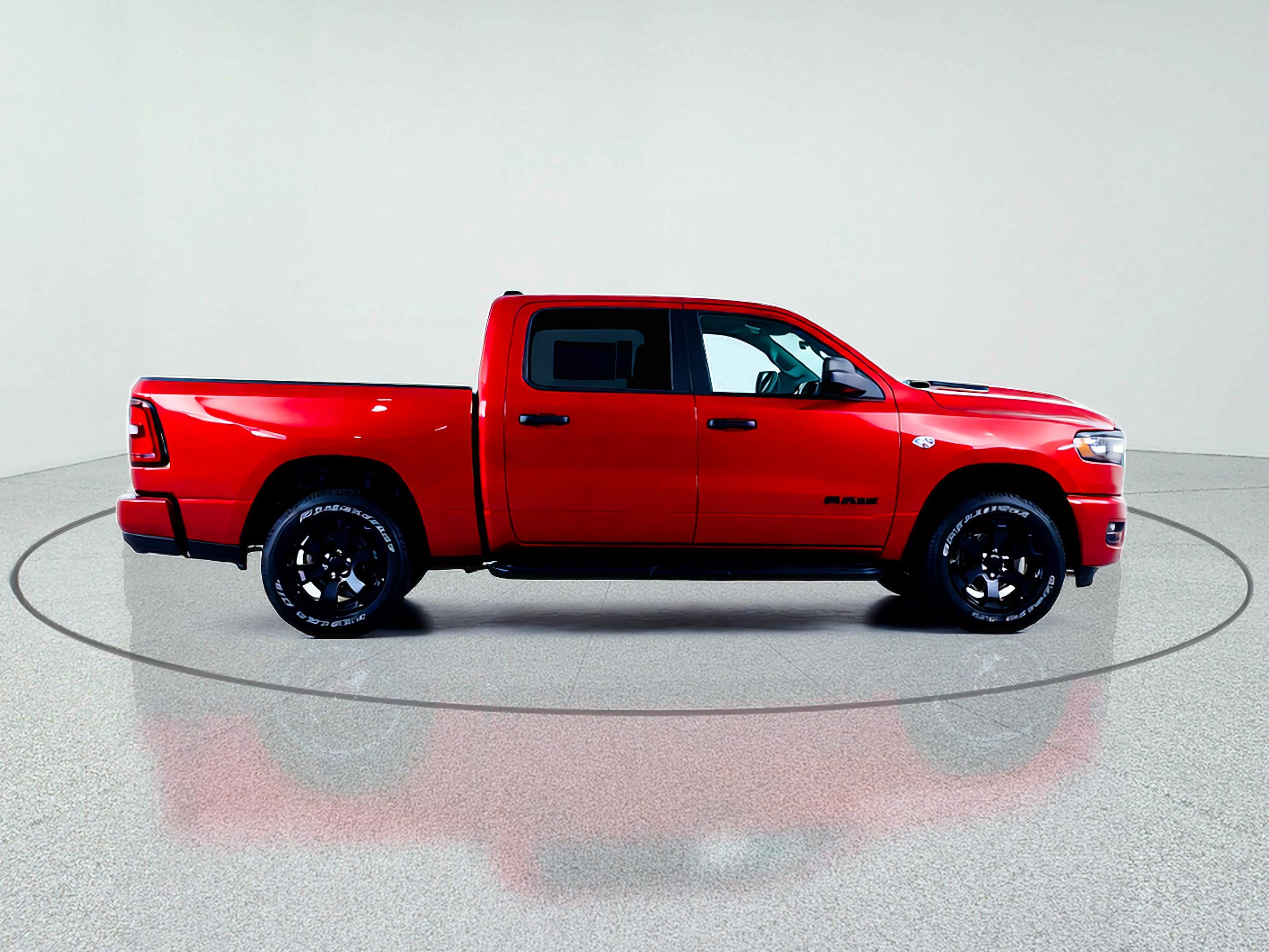 2026 RAM Ram 1500 RAM 1500 TRADESMAN CREW CAB 4X4 (144.5 IN WB 5 FT 7 IN BOX)