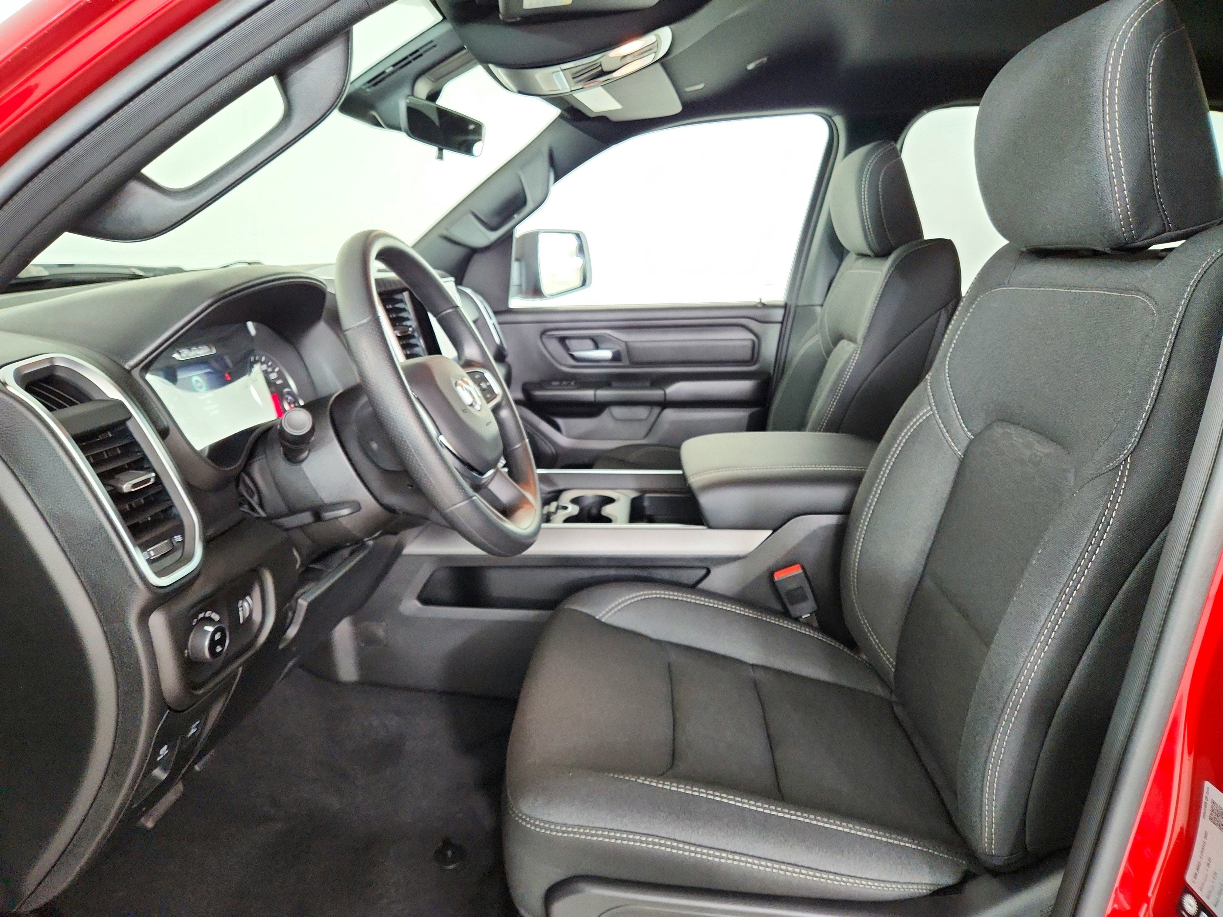 2026 RAM Ram 1500 RAM 1500 TRADESMAN CREW CAB 4X4 (144.5 IN WB 5 FT 7 IN BOX)