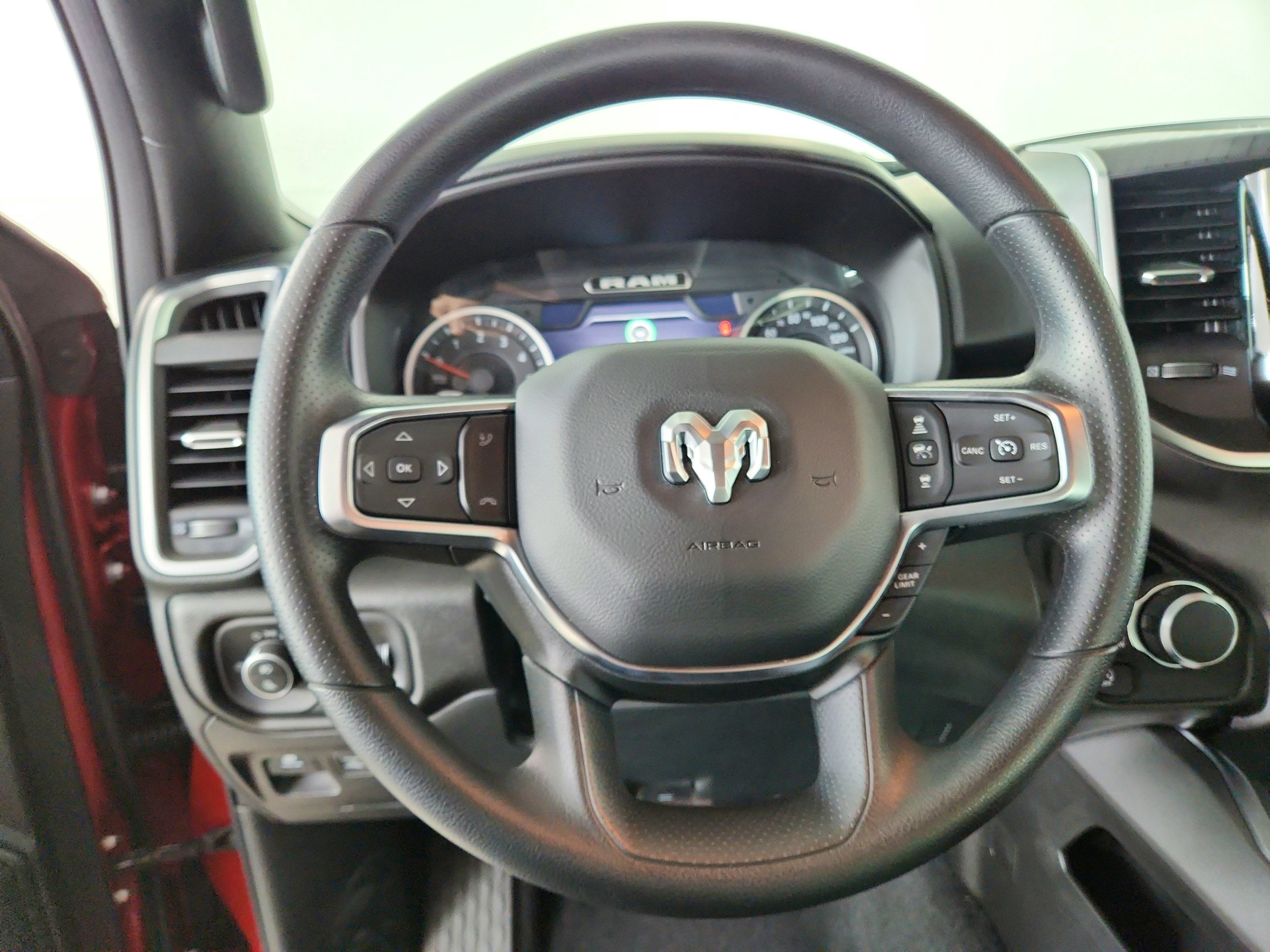 2026 RAM Ram 1500 RAM 1500 TRADESMAN CREW CAB 4X4 (144.5 IN WB 5 FT 7 IN BOX)