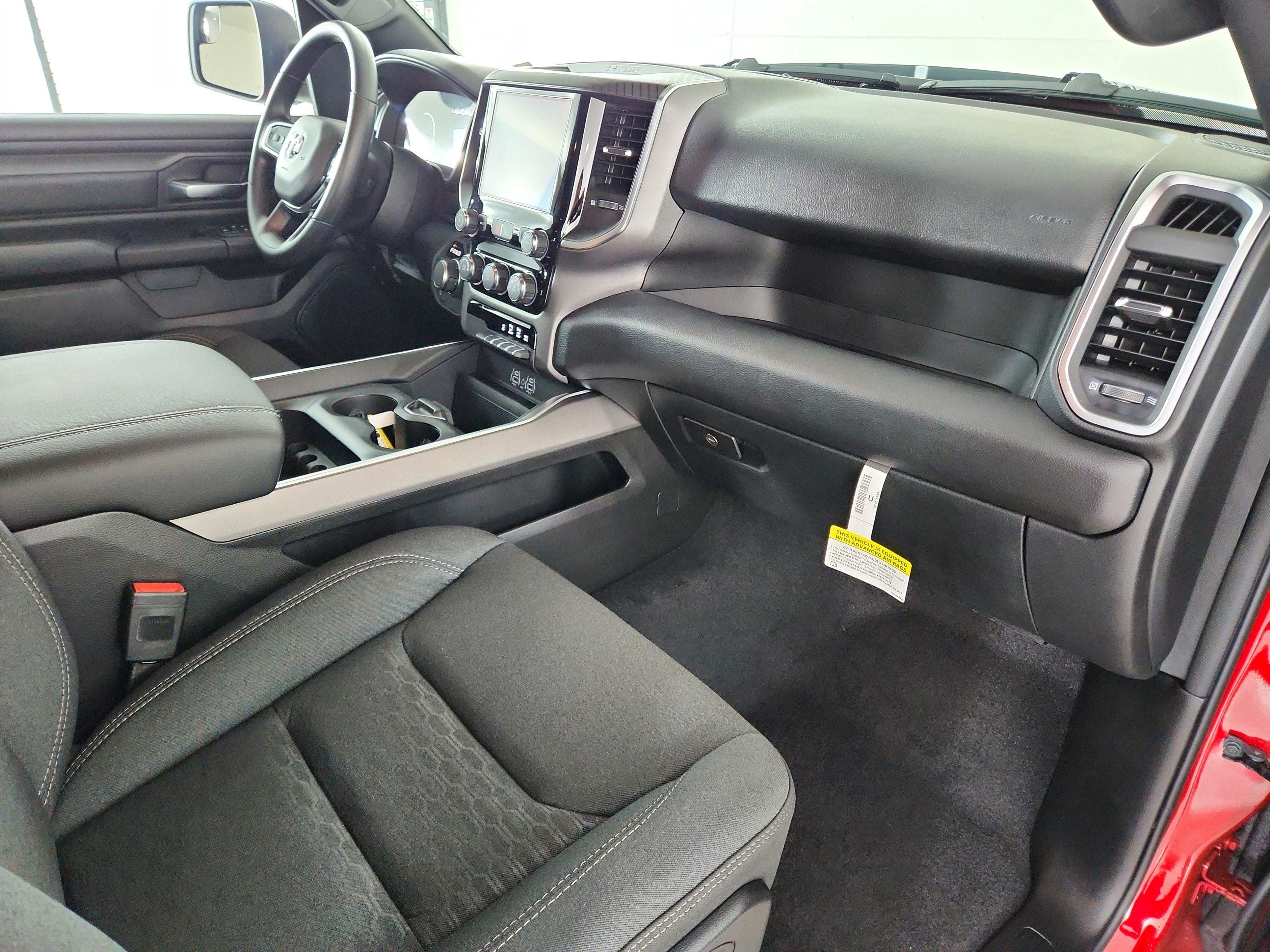 2026 RAM Ram 1500 RAM 1500 TRADESMAN CREW CAB 4X4 (144.5 IN WB 5 FT 7 IN BOX)