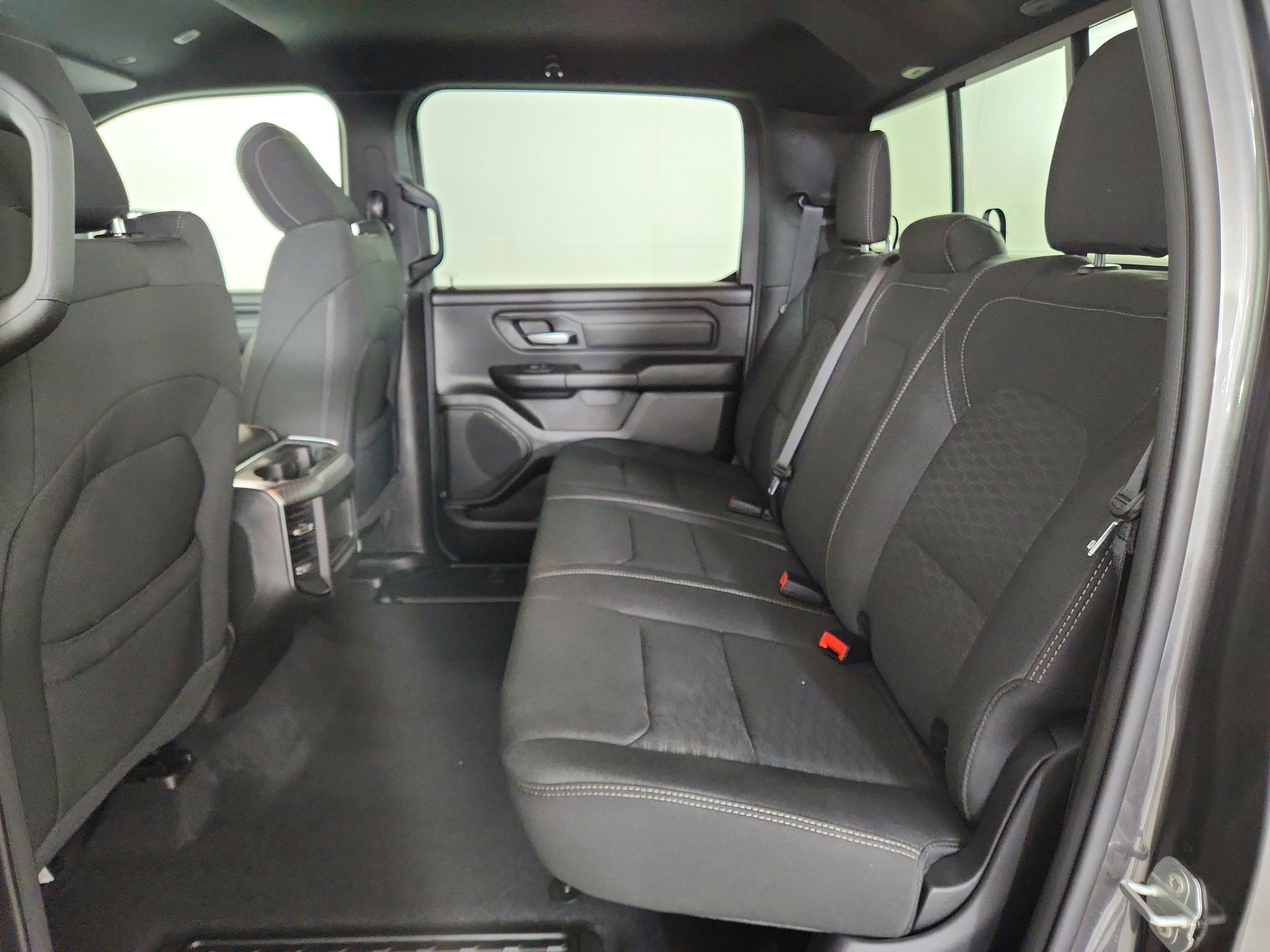 2026 RAM Ram 1500 RAM 1500 TRADESMAN CREW CAB 4X4 (144.5 IN WB 5 FT 7 IN BOX)
