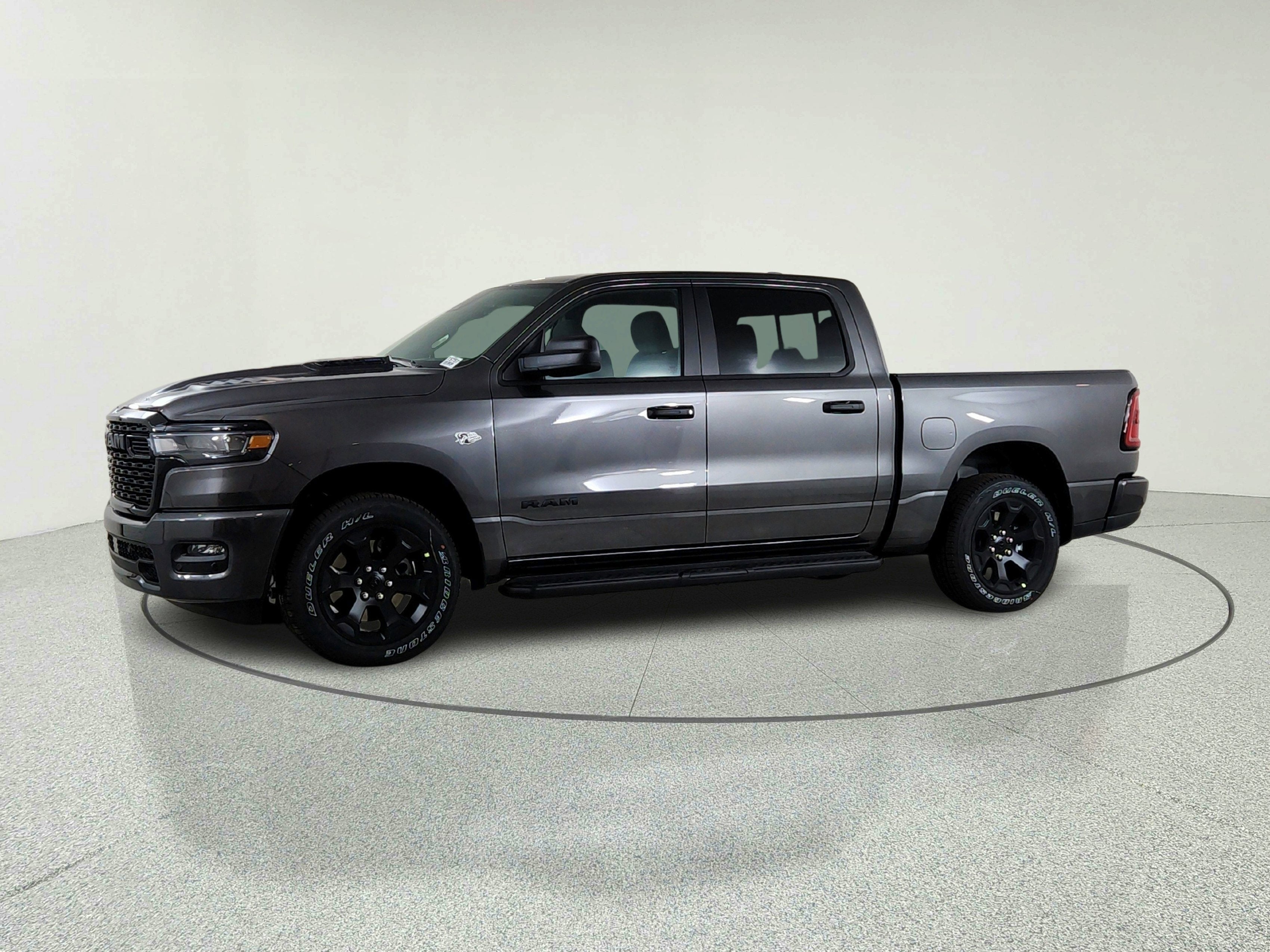 2026 RAM Ram 1500 RAM 1500 TRADESMAN CREW CAB 4X4 (144.5 IN WB 5 FT 7 IN BOX)