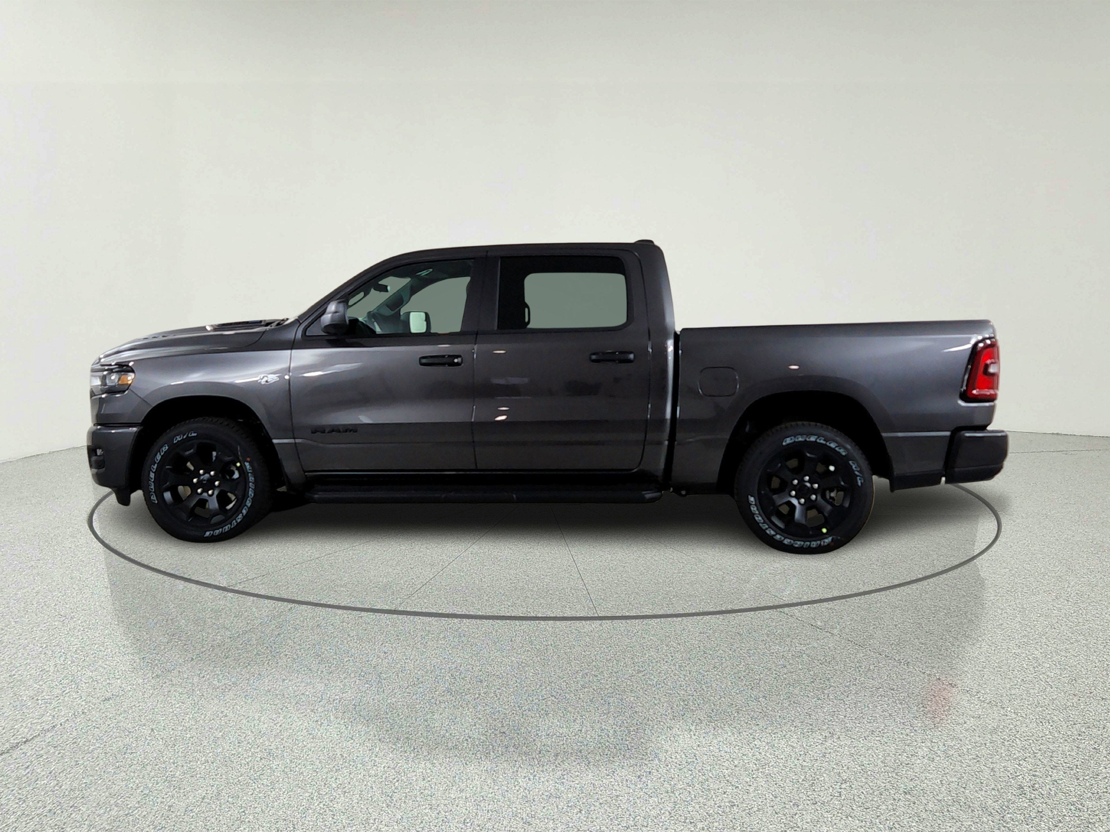 2026 RAM Ram 1500 RAM 1500 TRADESMAN CREW CAB 4X4 (144.5 IN WB 5 FT 7 IN BOX)