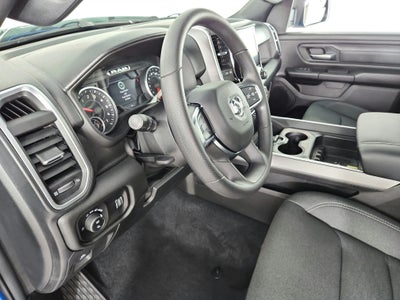 2026 RAM Ram 1500 Express 4x4 Crew Cab 5'7" Box