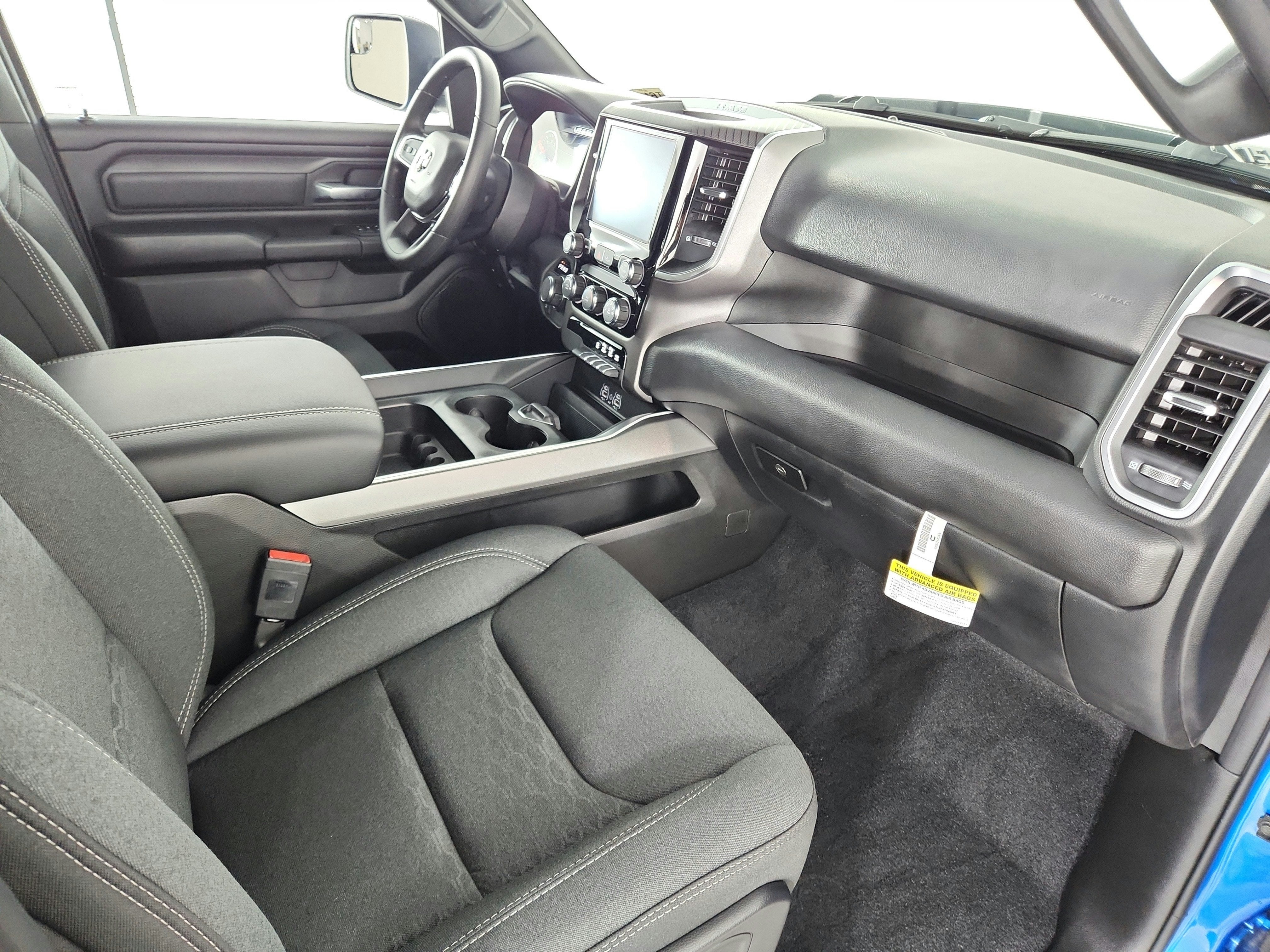2026 RAM Ram 1500 Express 4x4 Crew Cab 5'7" Box