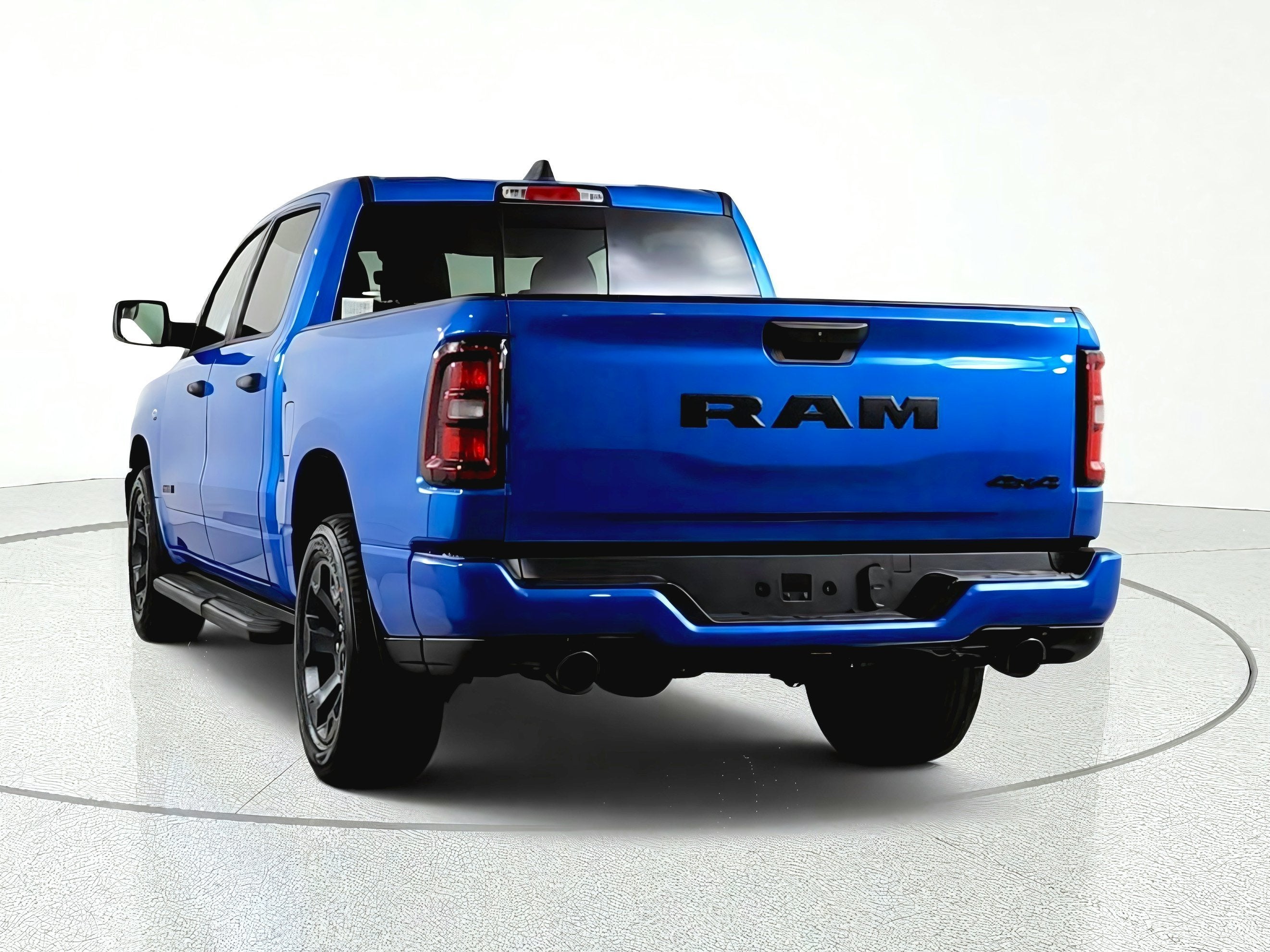 2026 RAM Ram 1500 Express 4x4 Crew Cab 5'7" Box