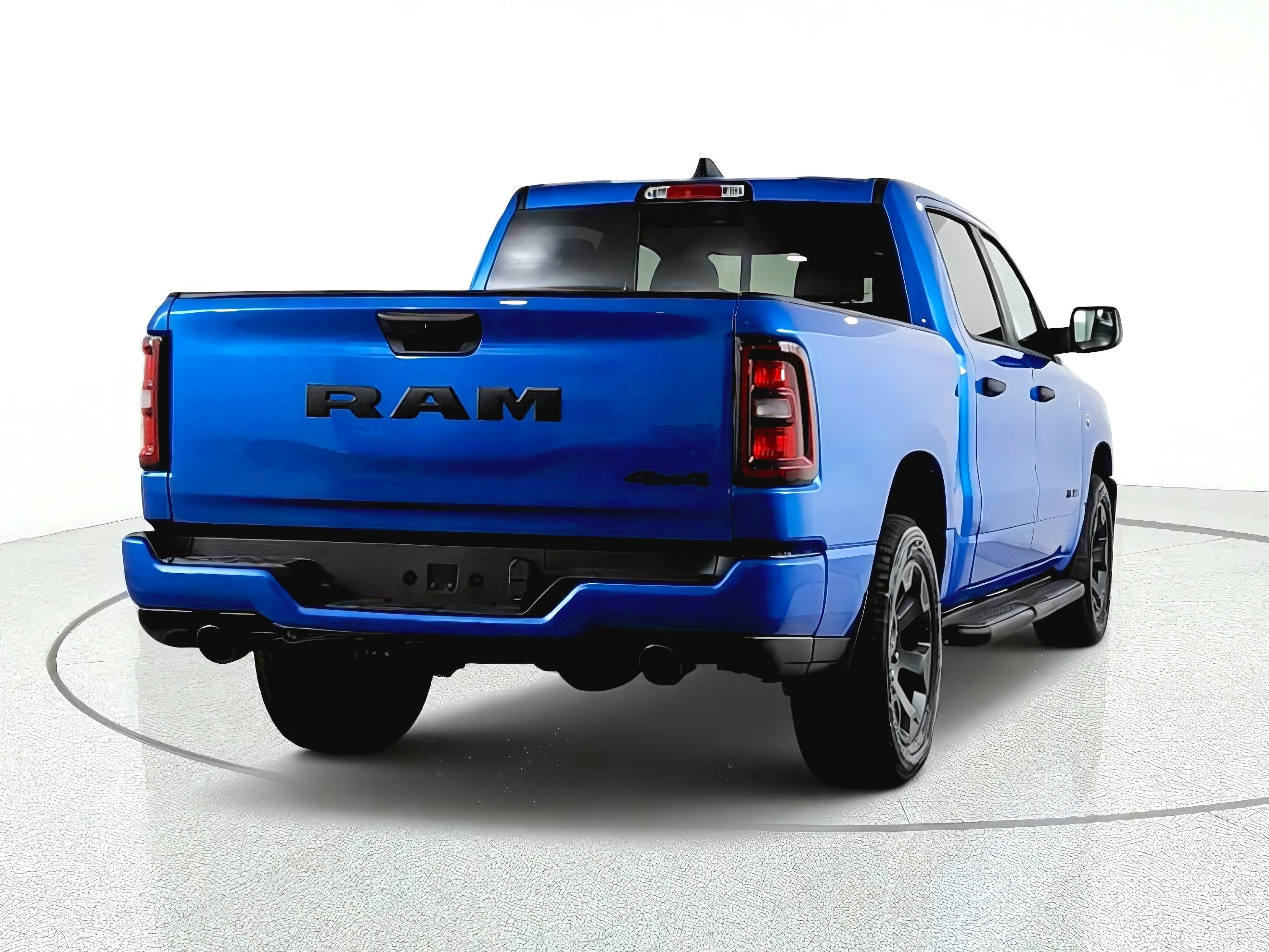 2026 RAM Ram 1500 Express 4x4 Crew Cab 5'7" Box