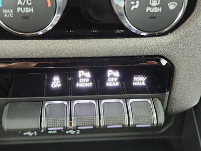 2027 RAM Ram 1500 Express 4x4 Crew Cab 5'7" Box