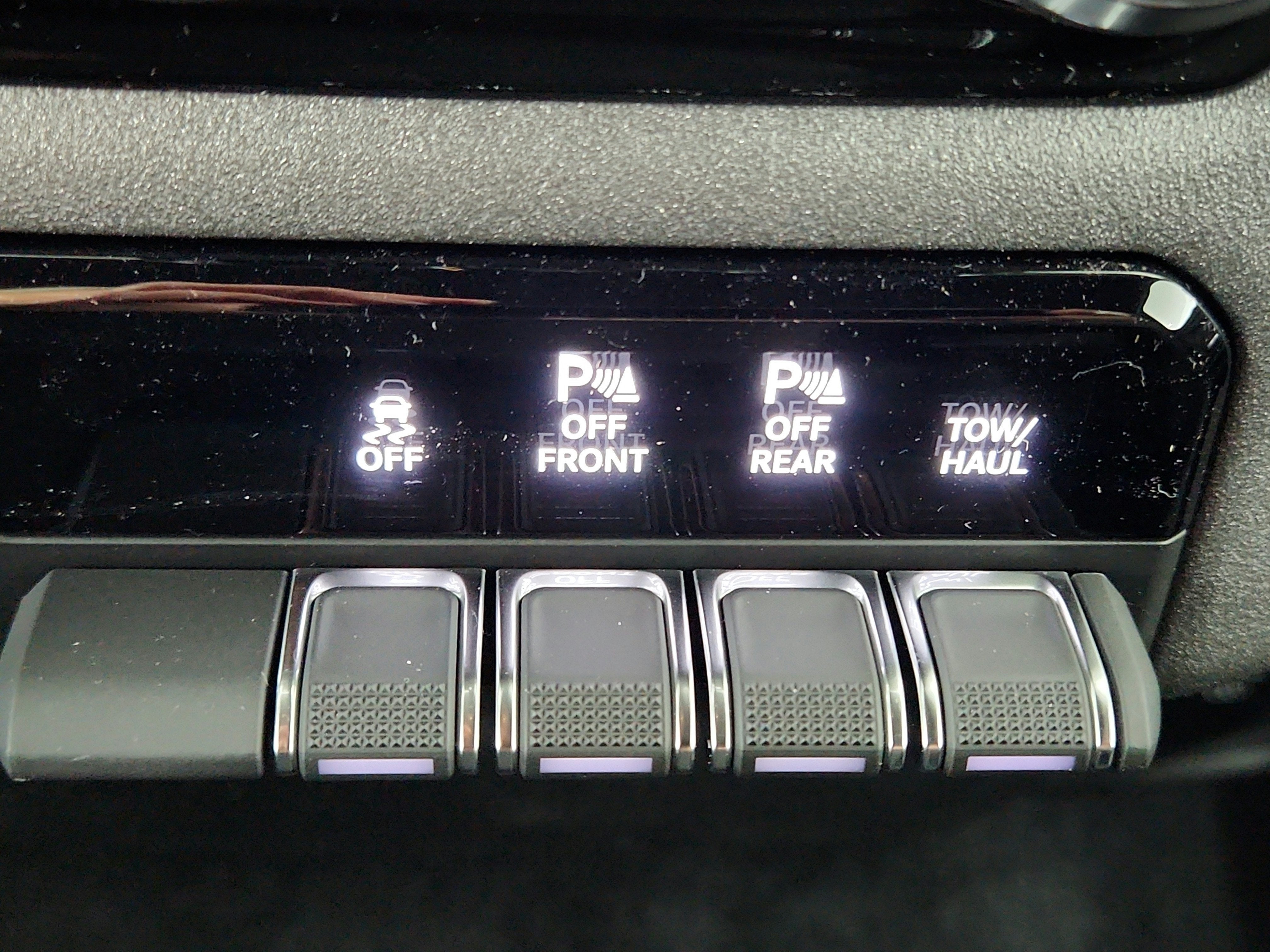 2027 RAM Ram 1500 Warlock 4x4 Crew Cab 5'7" Box