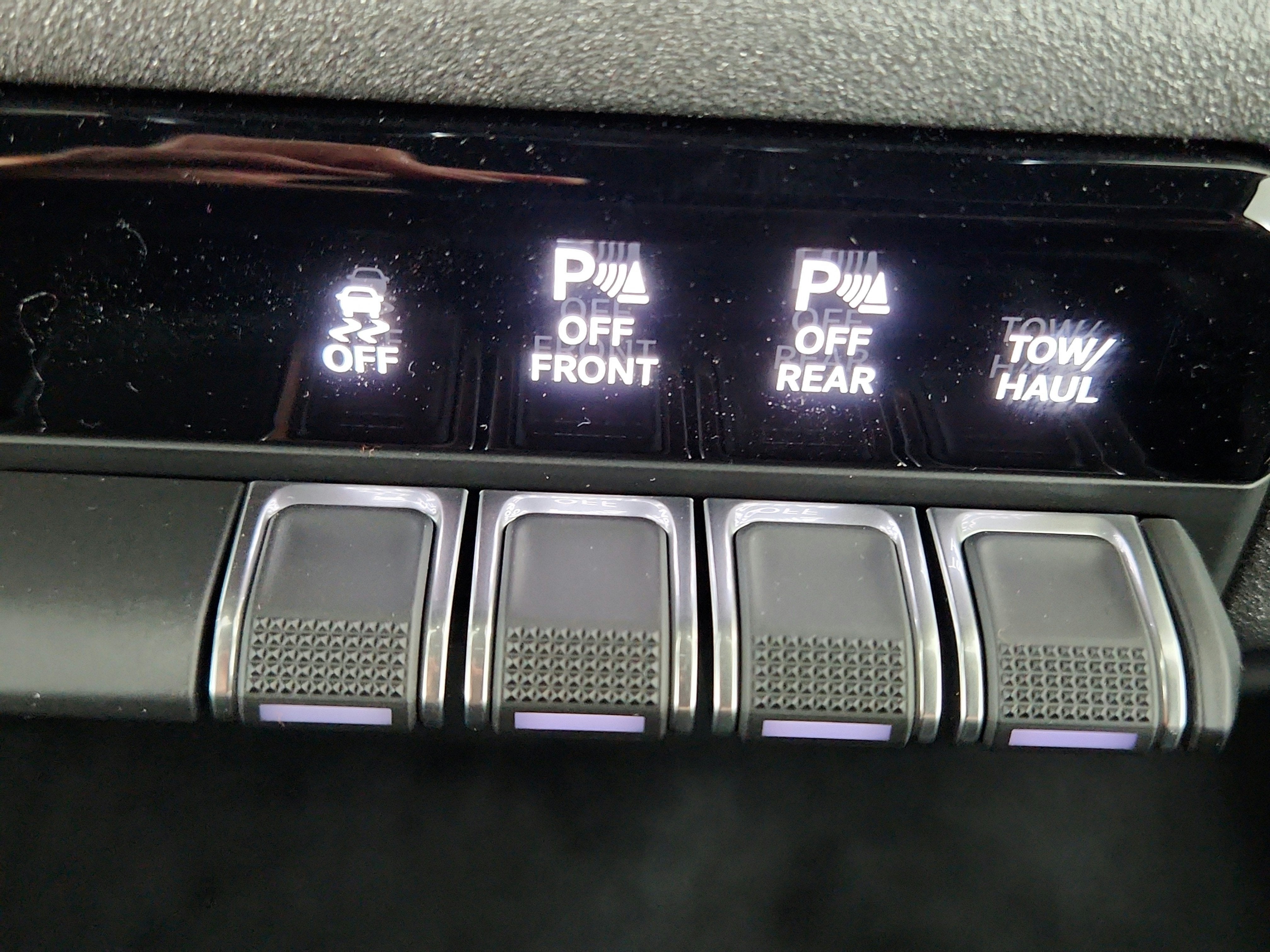 2027 RAM Ram 1500 Warlock 4x4 Crew Cab 5'7" Box