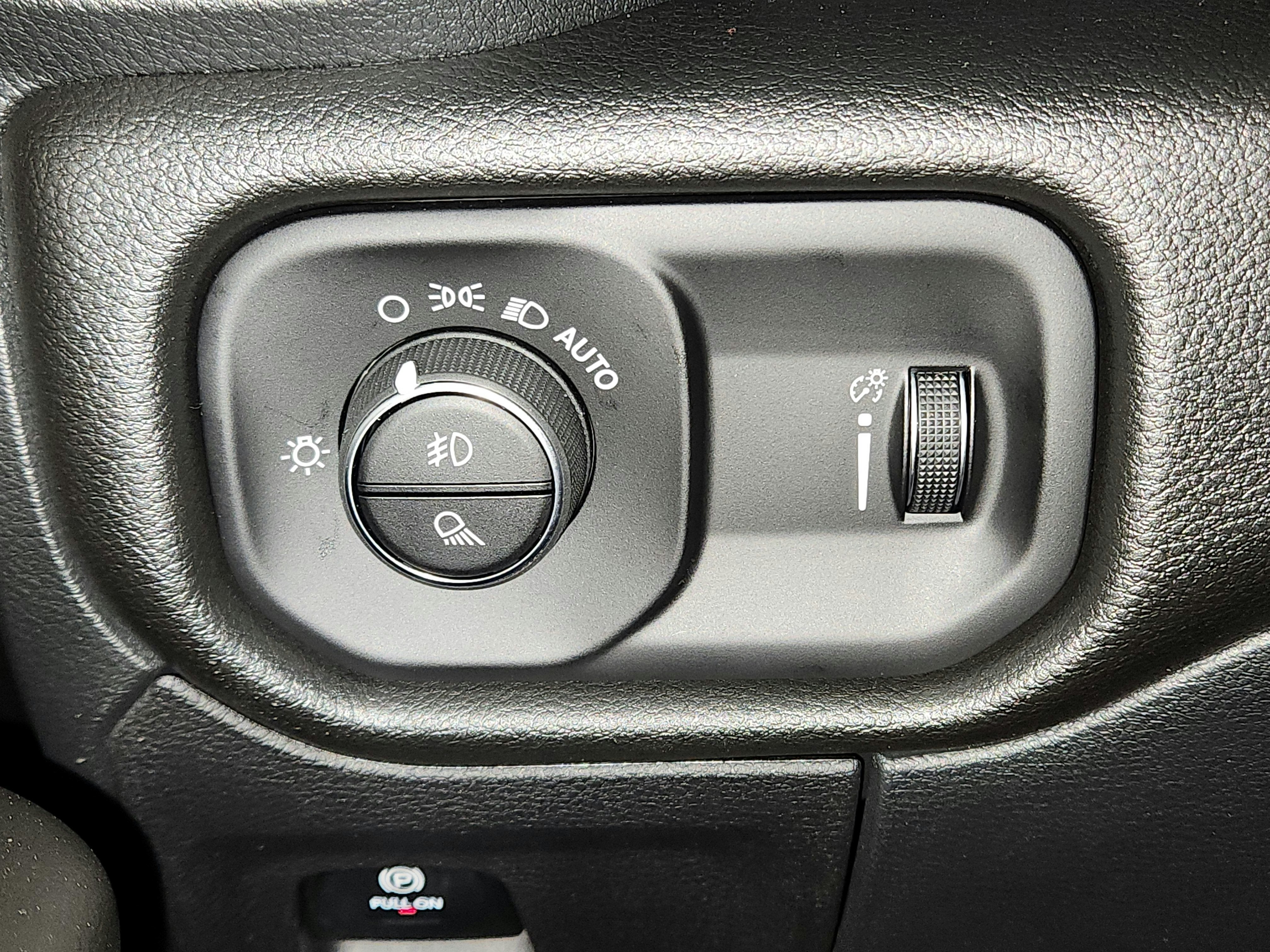 2027 RAM Ram 1500 Warlock 4x4 Crew Cab 5'7" Box