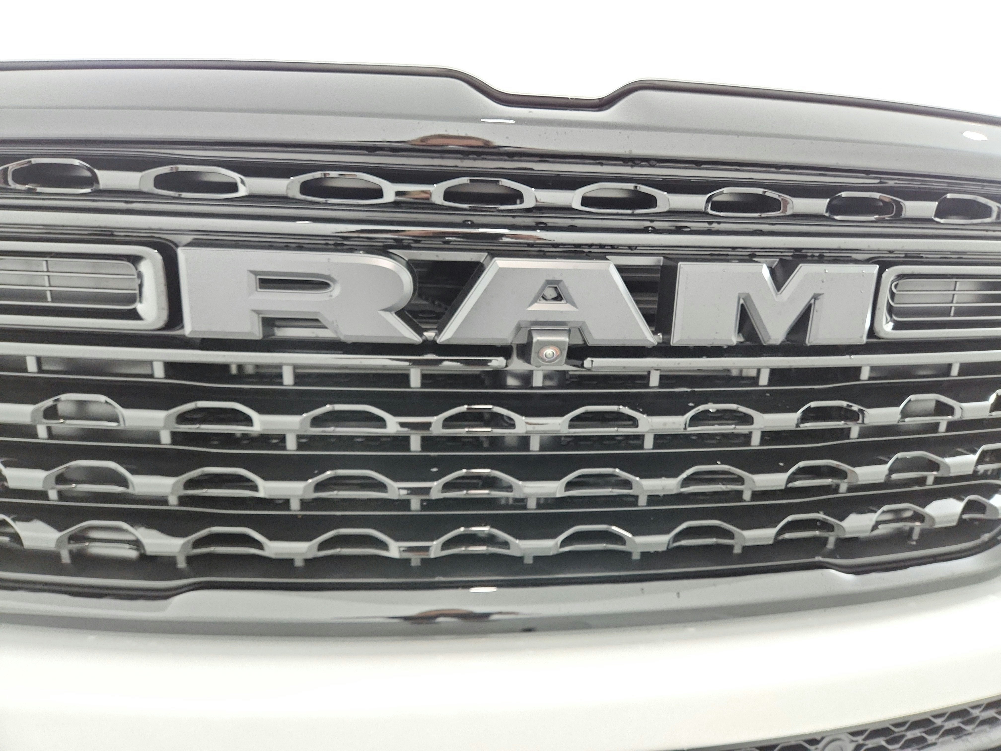 2027 RAM Ram 1500 Limited 4x4 Crew Cab 5'7" Box