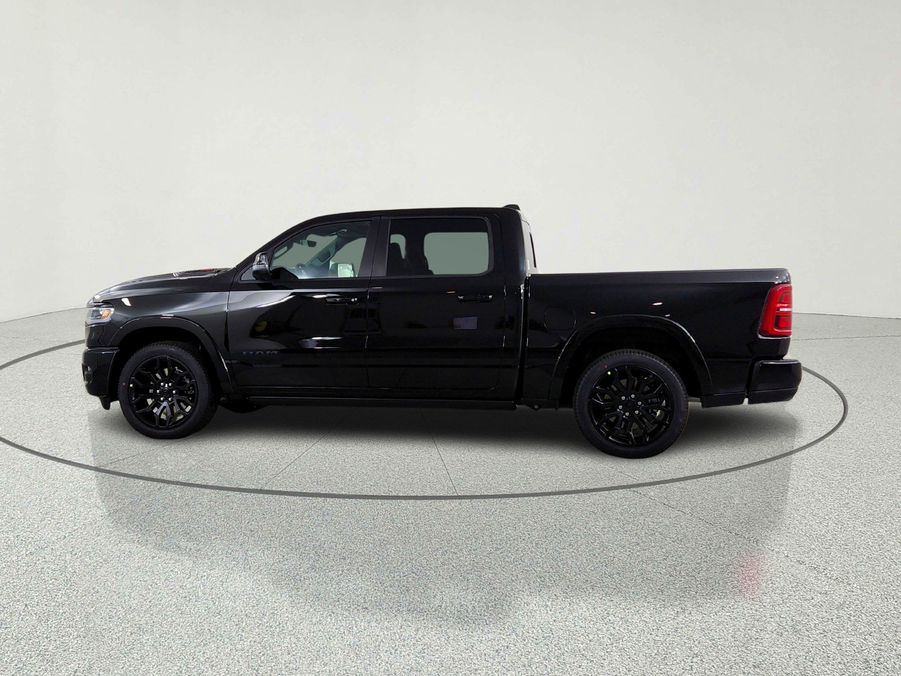 2026 RAM Ram 1500 RAM 1500 LIMITED CREW CAB 4X4 (144.5 IN WB 5 FT 7 IN BOX)