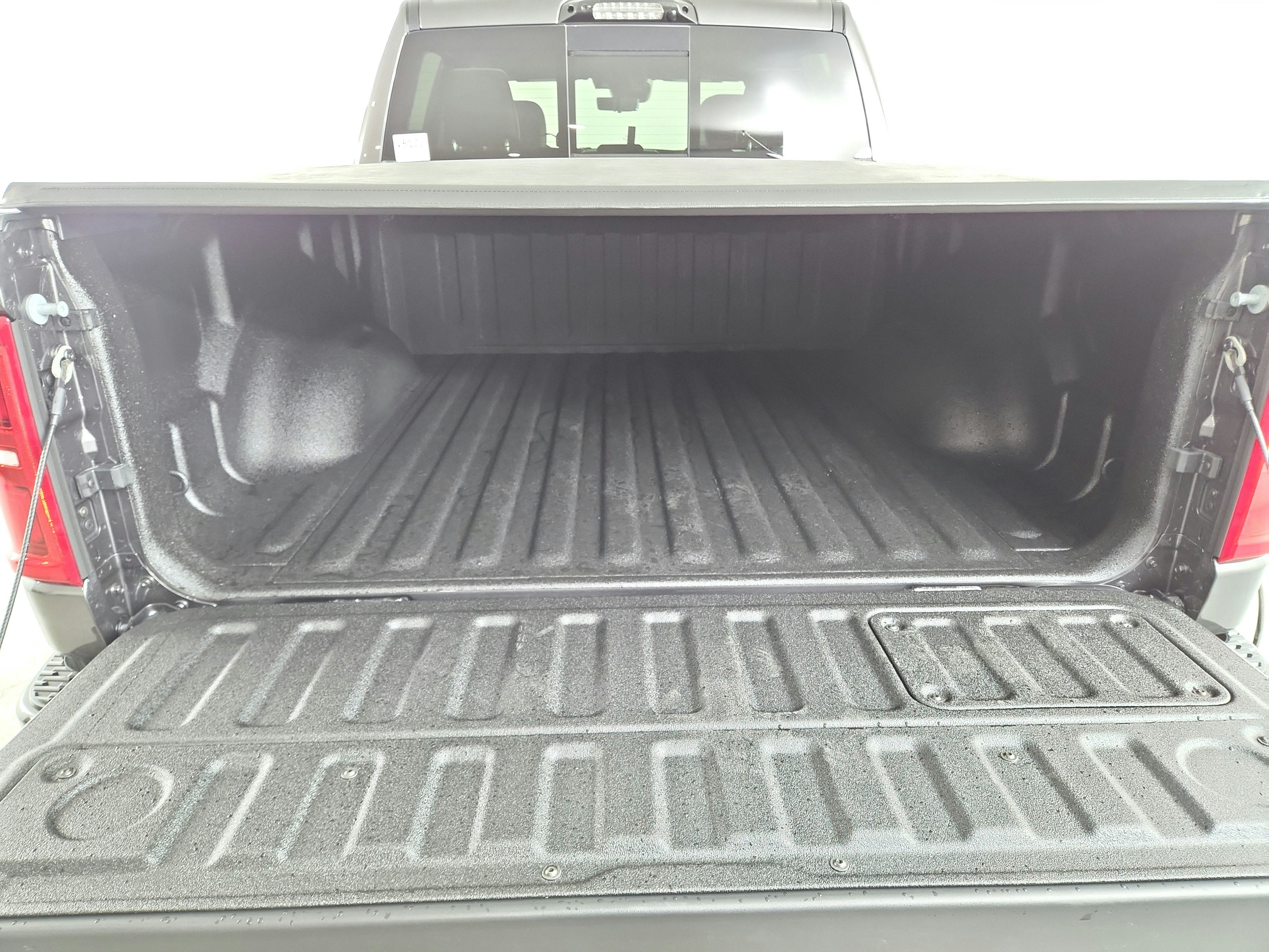 2027 RAM Ram 1500 Limited 4x4 Crew Cab 5'7" Box