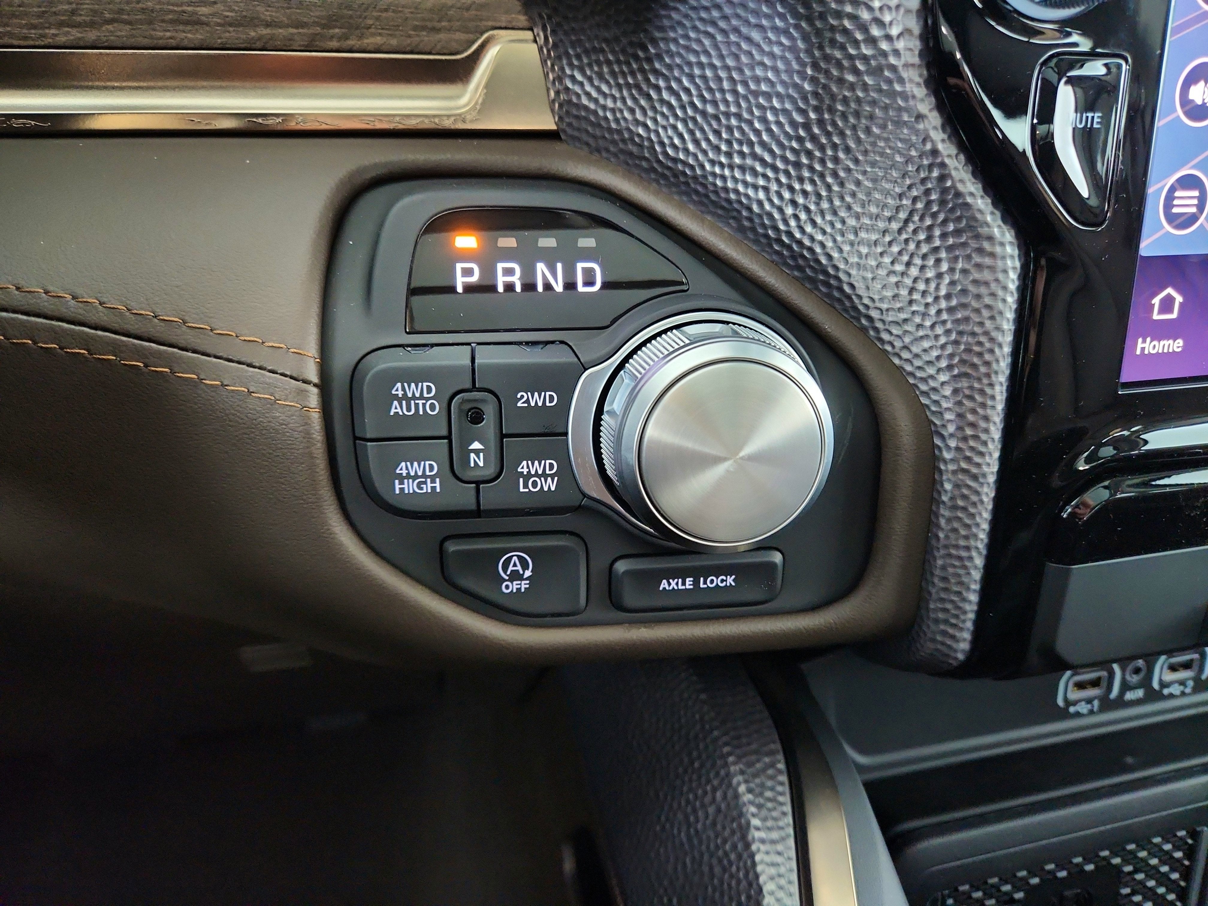 2026 RAM Ram 1500 RAM 1500 LIMITED CREW CAB 4X4 (144.5 IN WB 5 FT 7 IN BOX)