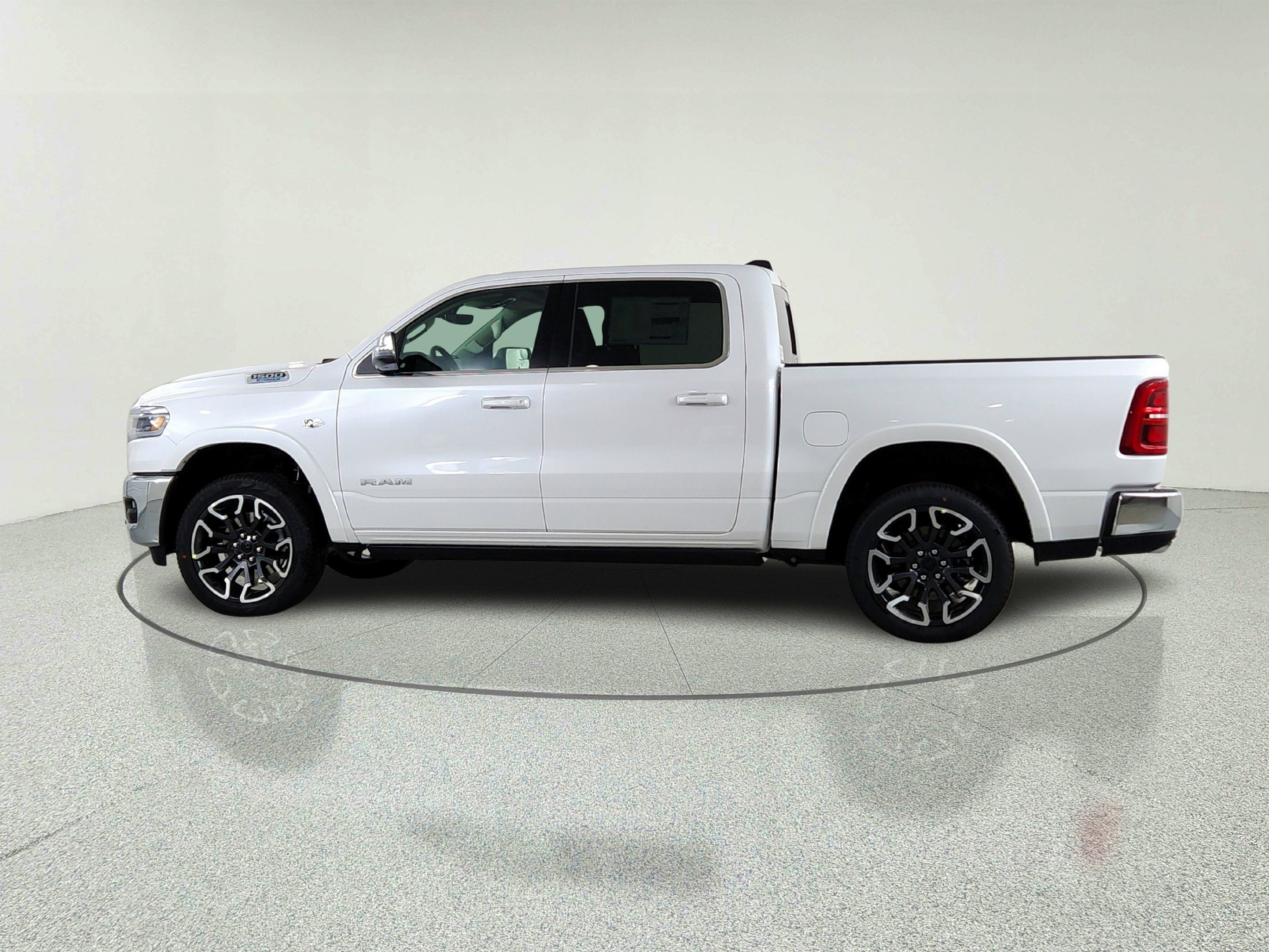 2026 RAM Ram 1500 RAM 1500 LIMITED CREW CAB 4X4 (144.5 IN WB 5 FT 7 IN BOX)