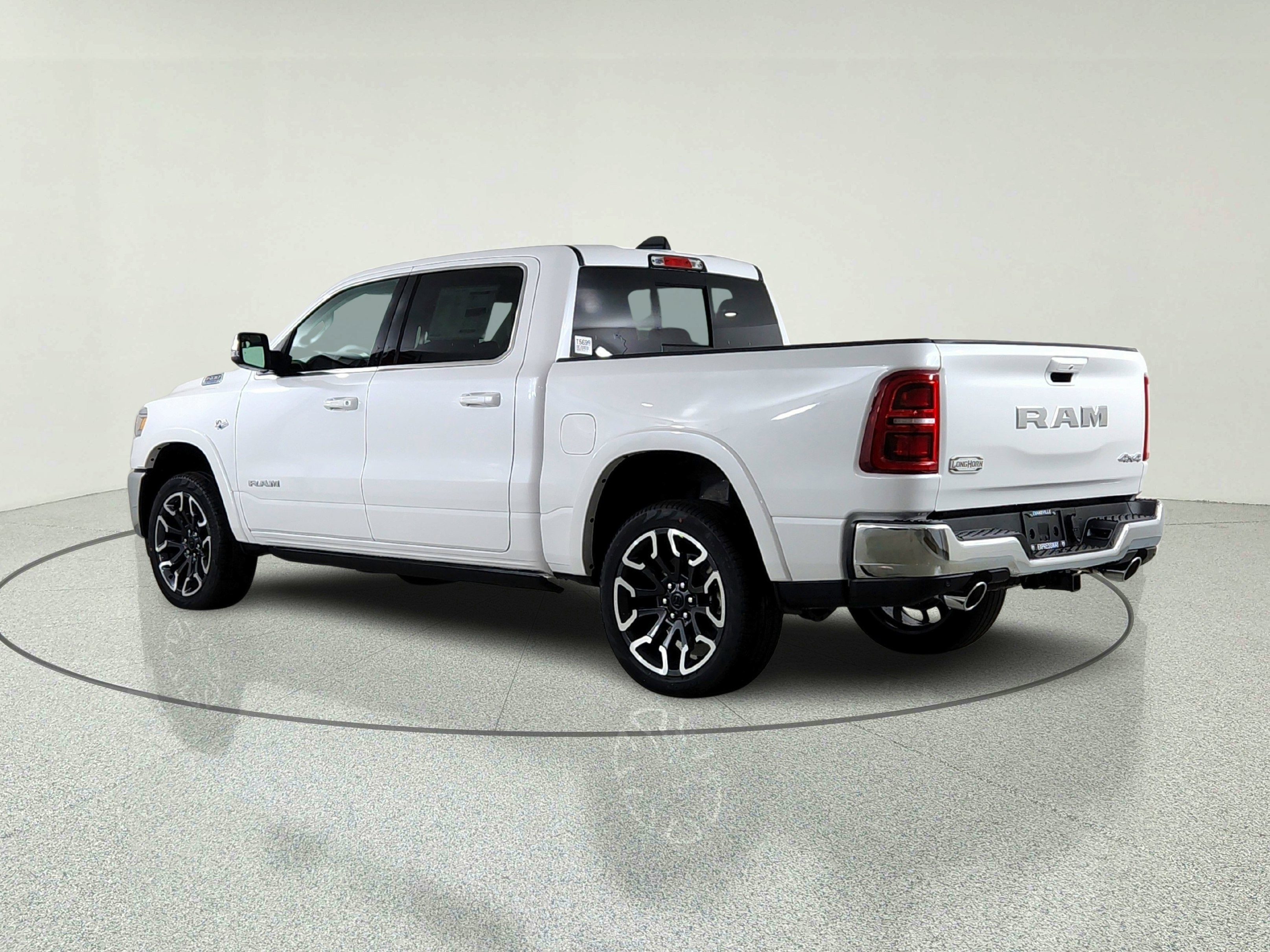 2026 RAM Ram 1500 RAM 1500 LIMITED CREW CAB 4X4 (144.5 IN WB 5 FT 7 IN BOX)