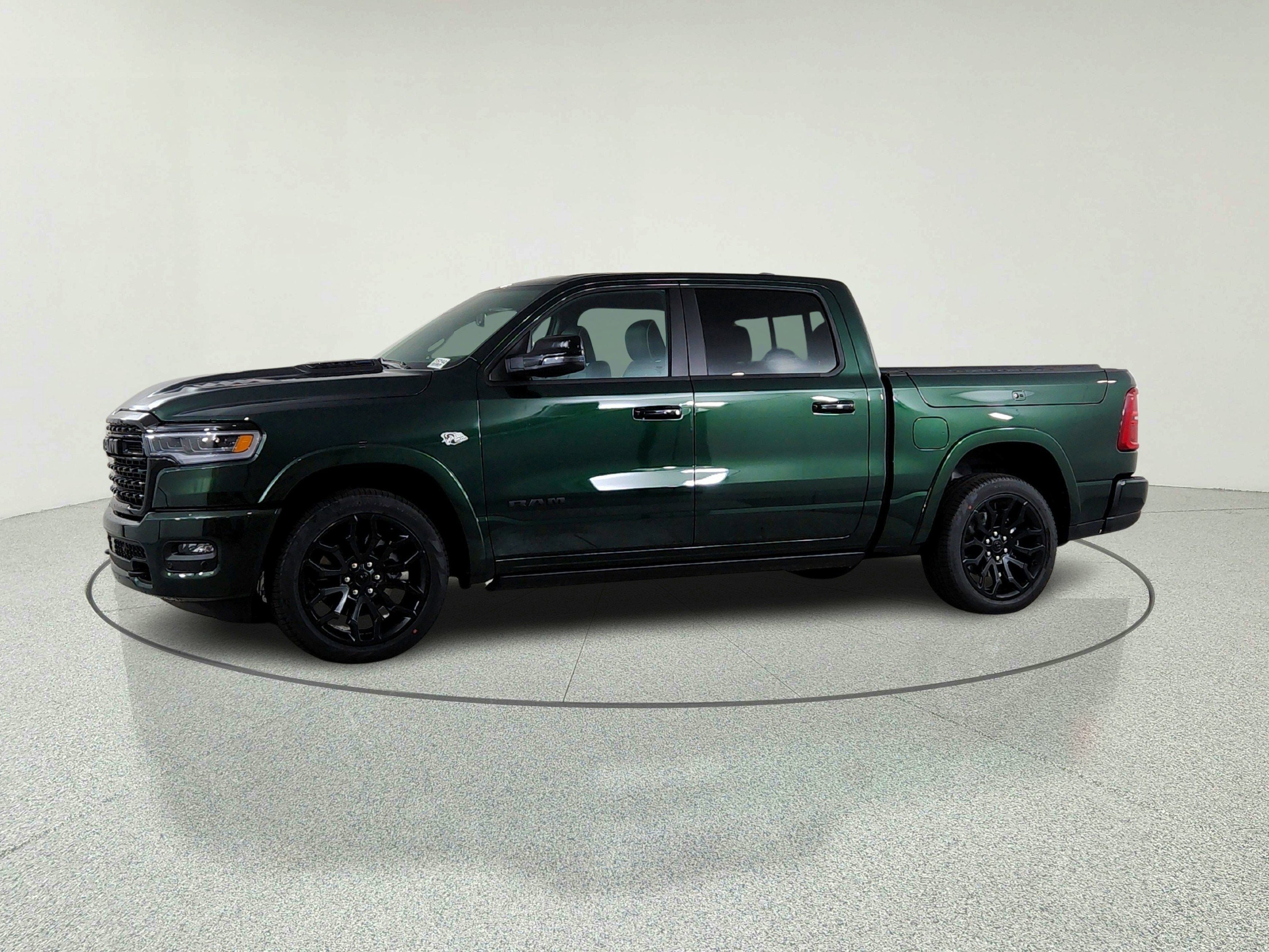 2026 RAM Ram 1500 RAM 1500 LIMITED CREW CAB 4X4 (144.5 IN WB 5 FT 7 IN BOX)