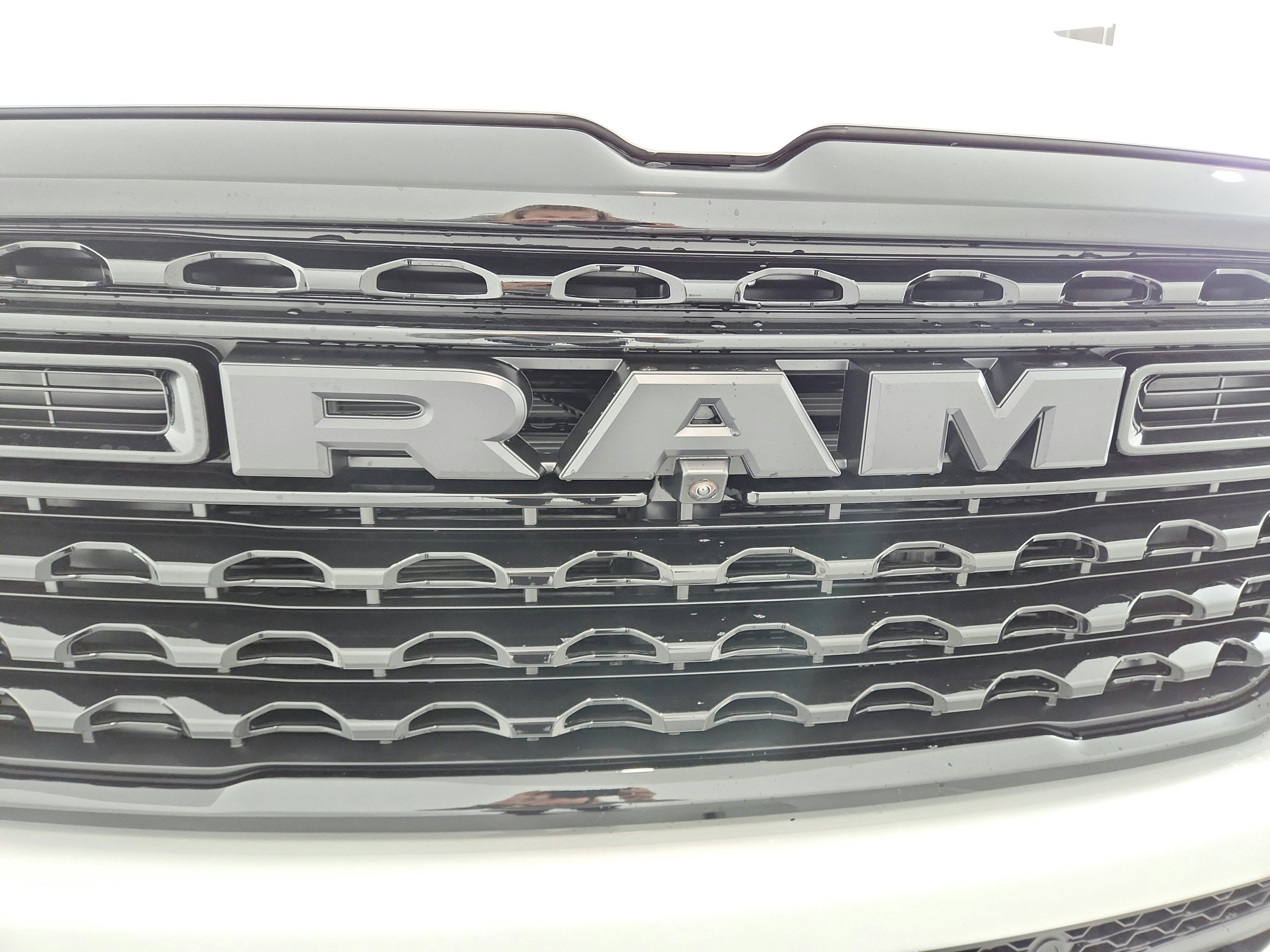 2027 RAM Ram 1500 Limited 4x4 Crew Cab 5'7" Box