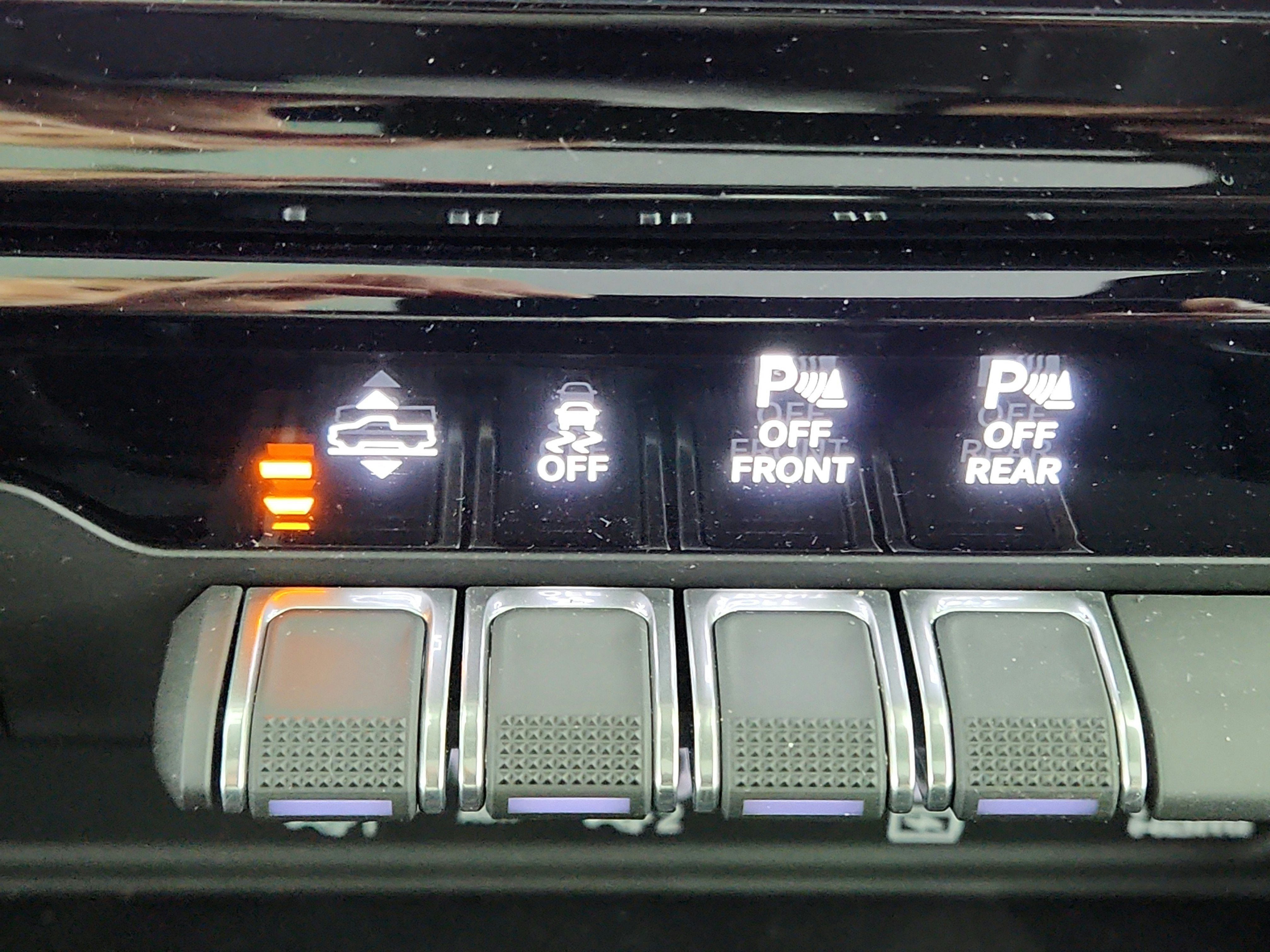 2026 RAM Ram 1500 Limited 4x4 Crew Cab 5'7" Box