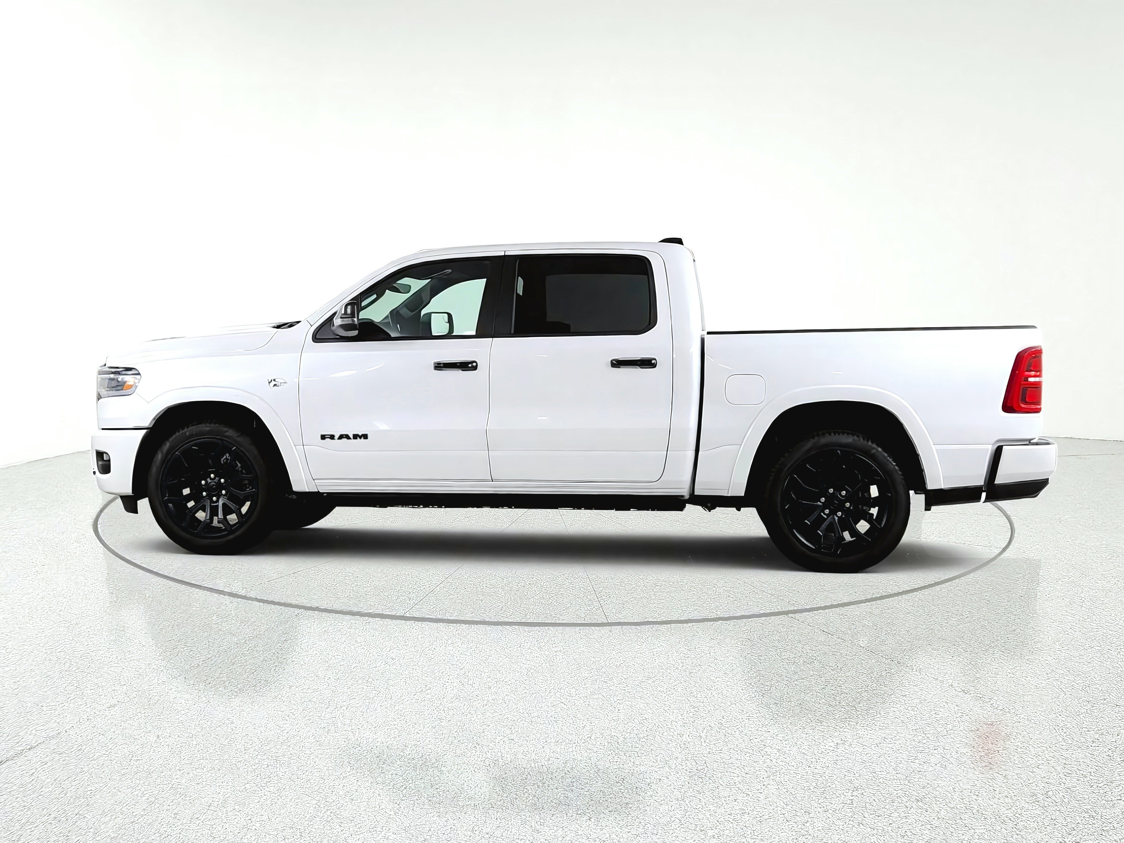 2026 RAM Ram 1500 Limited 4x4 Crew Cab 5'7" Box