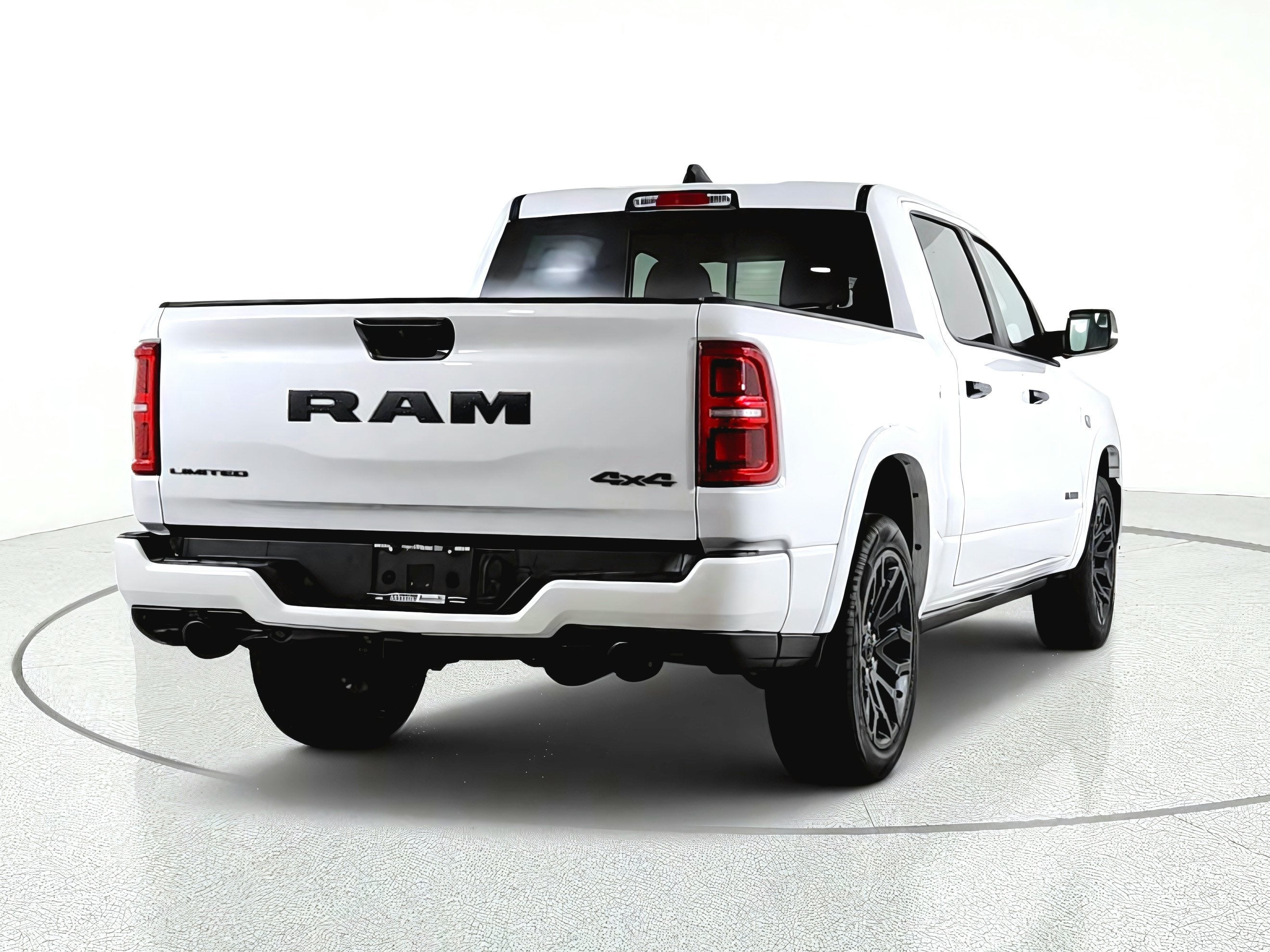 2026 RAM Ram 1500 Limited 4x4 Crew Cab 5'7" Box