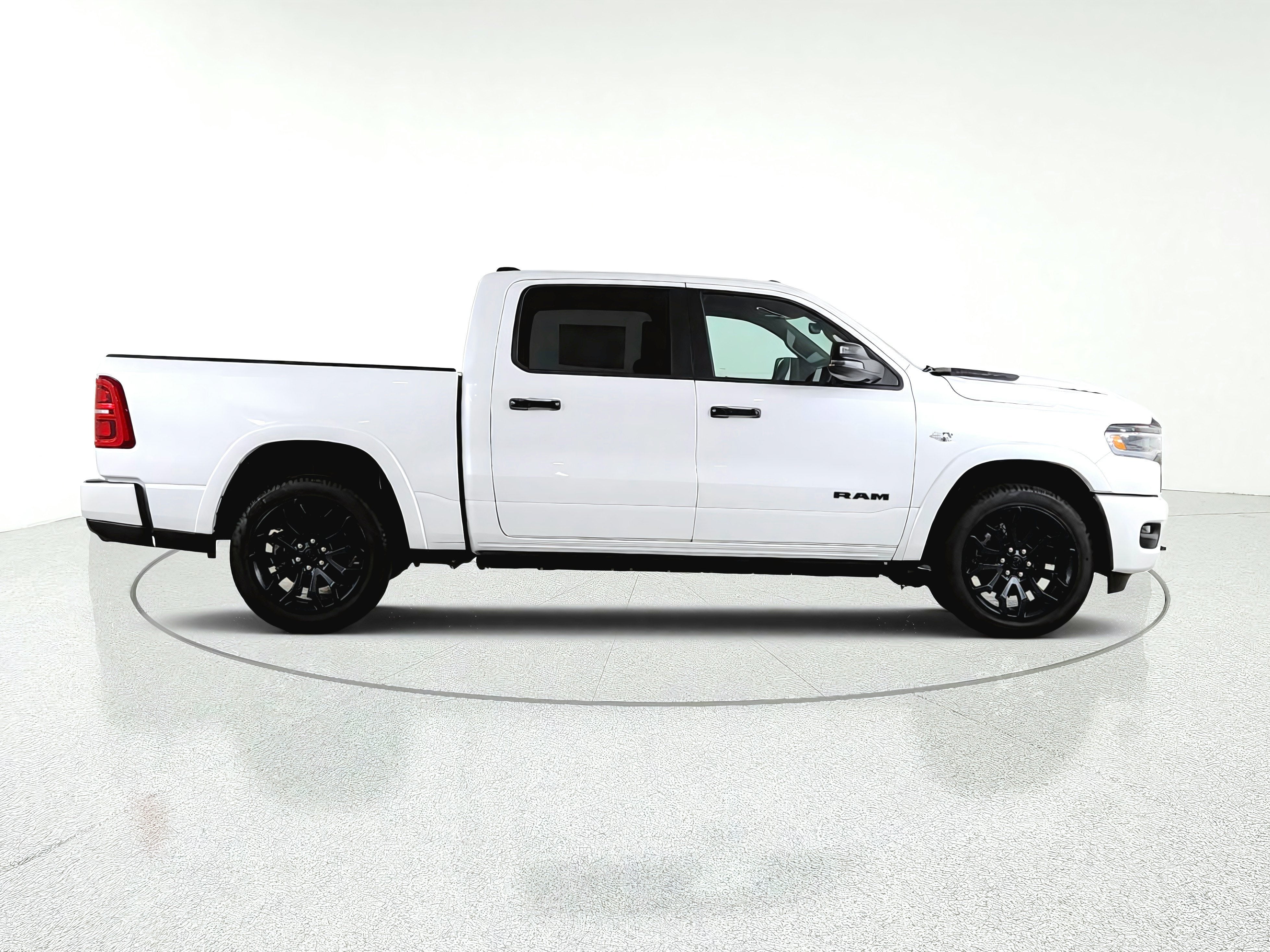 2026 RAM Ram 1500 Limited 4x4 Crew Cab 5'7" Box