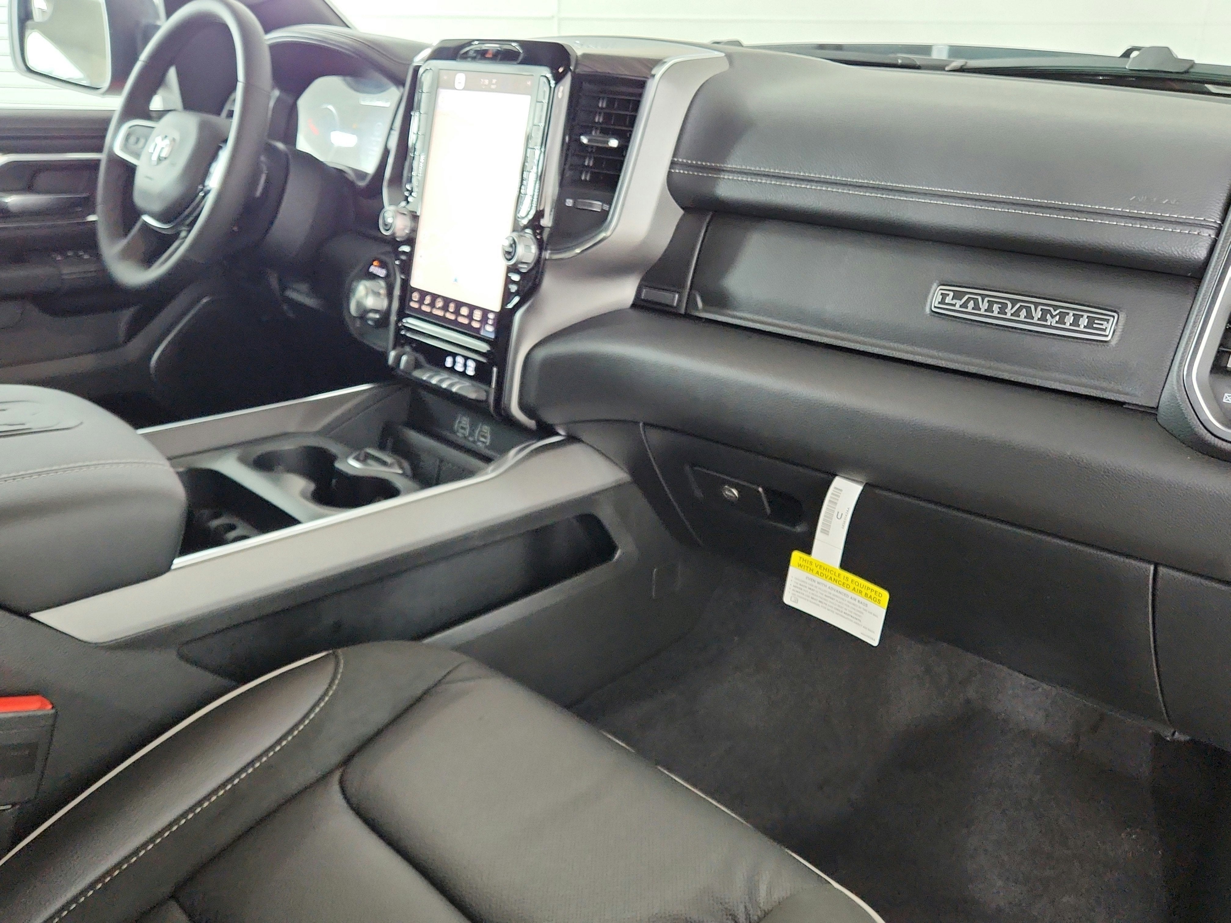 2026 RAM Ram 1500 RAM 1500 LARAMIE CREW CAB 4X4 (144.5 IN WB 5 FT 7 IN BOX)