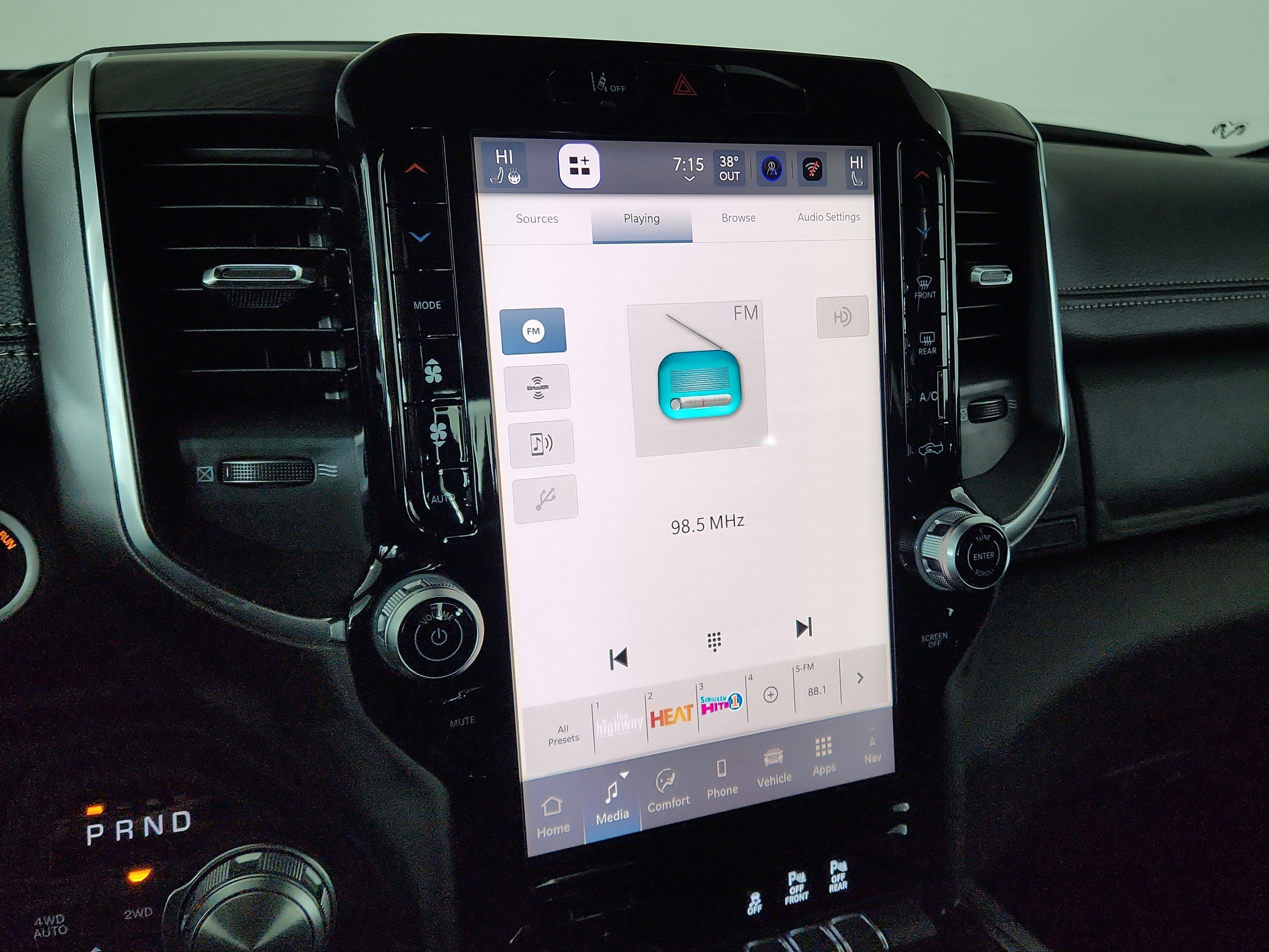 2026 RAM Ram 1500 RAM 1500 LARAMIE CREW CAB 4X4 (144.5 IN WB 5 FT 7 IN BOX)