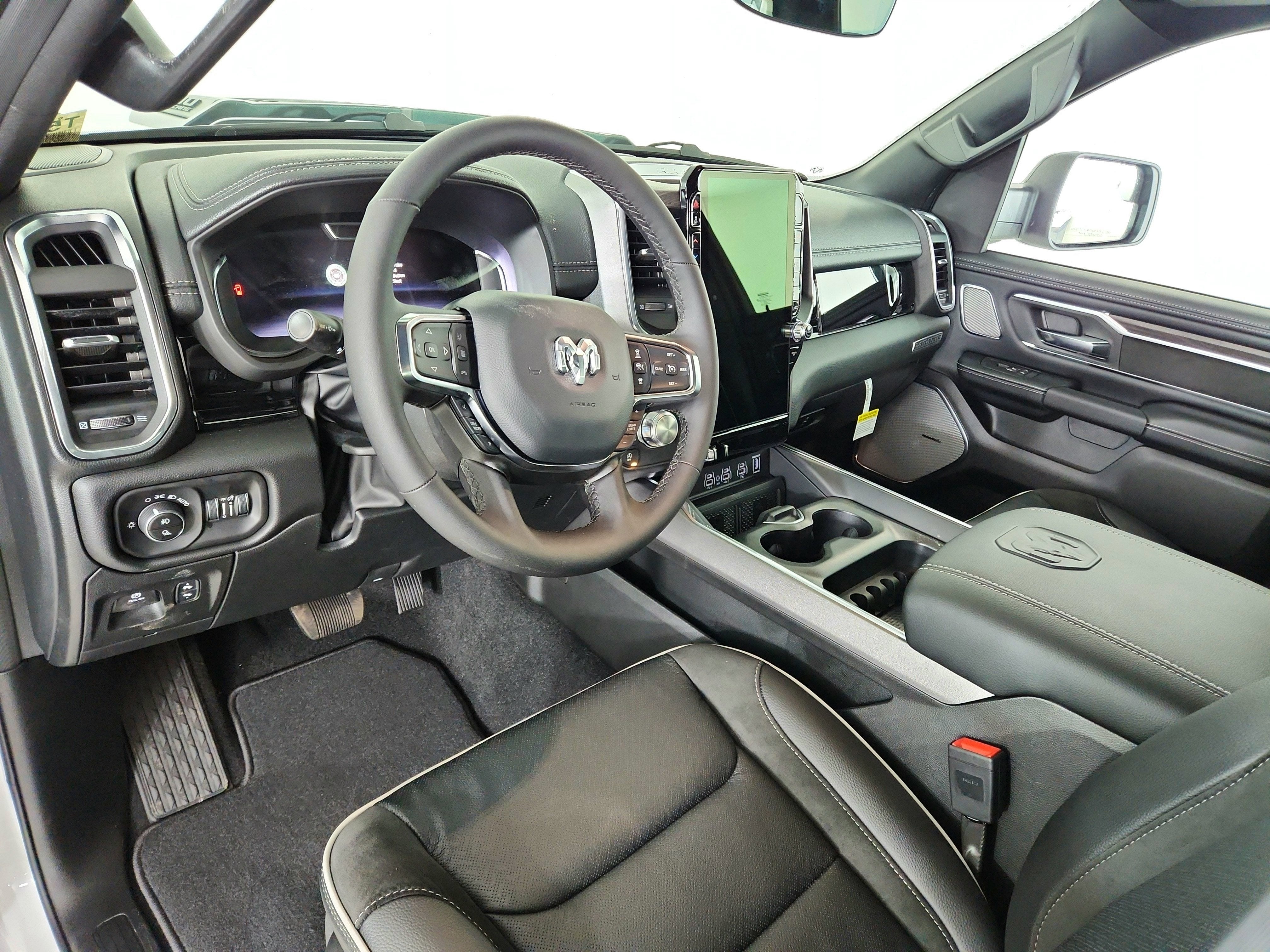 2026 RAM Ram 1500 RAM 1500 LARAMIE CREW CAB 4X4 (144.5 IN WB 5 FT 7 IN BOX)