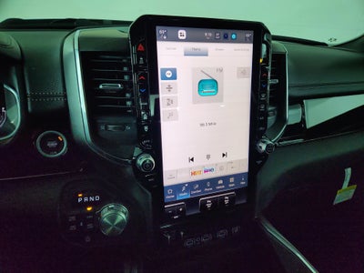 2026 RAM Ram 1500 RAM 1500 LARAMIE CREW CAB 4X4 (144.5 IN WB 5 FT 7 IN BOX)