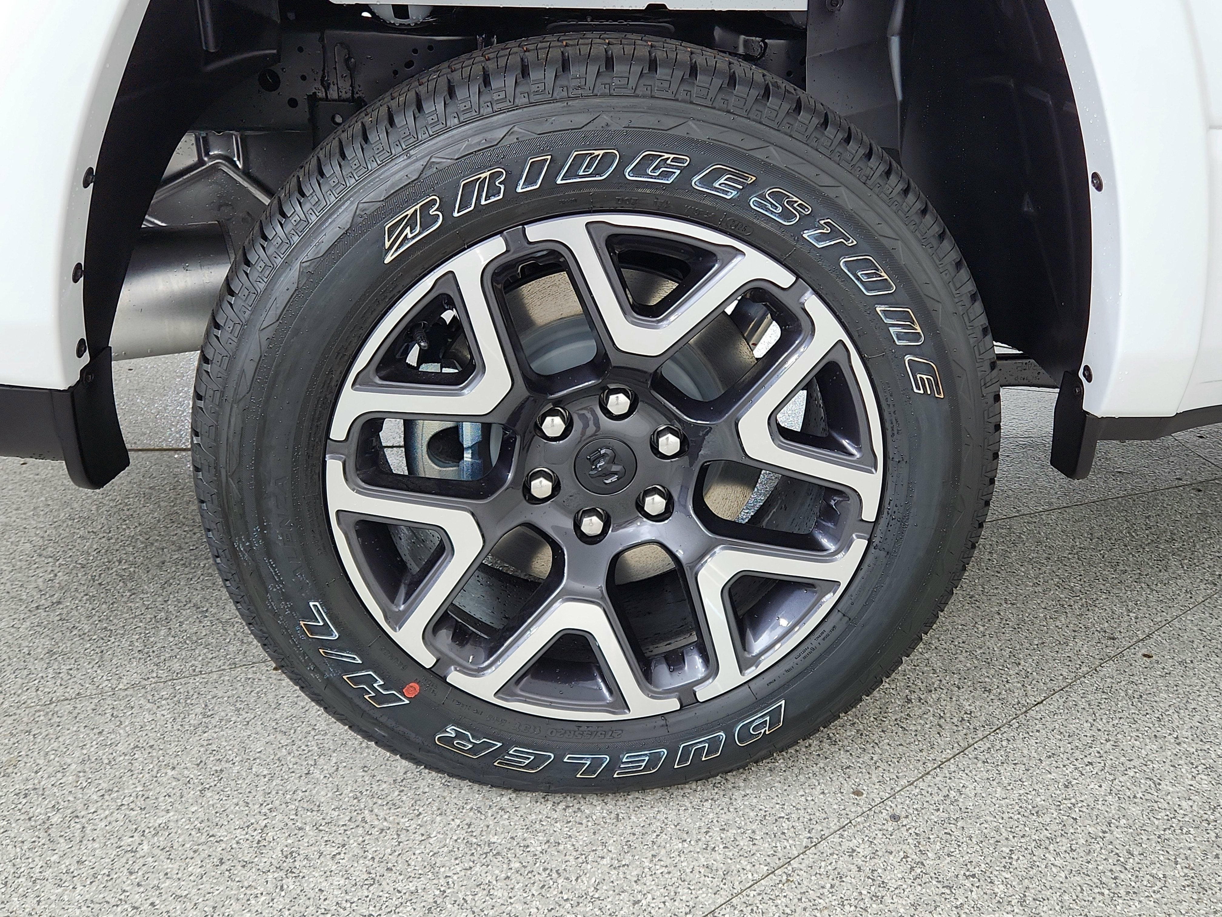 2026 RAM Ram 1500 RAM 1500 LARAMIE CREW CAB 4X4 (144.5 IN WB 5 FT 7 IN BOX)