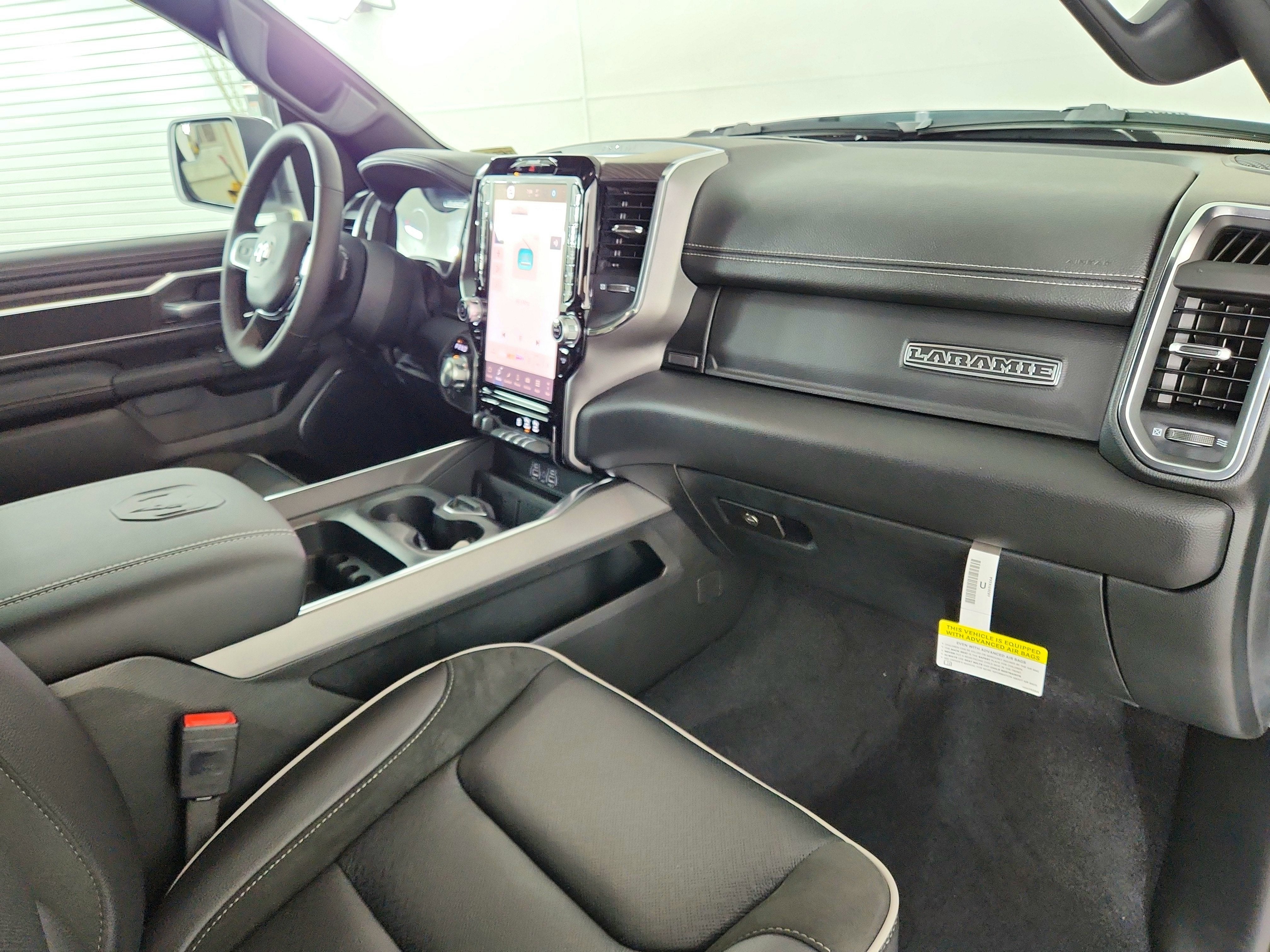 2026 RAM Ram 1500 RAM 1500 LARAMIE CREW CAB 4X4 (144.5 IN WB 5 FT 7 IN BOX)