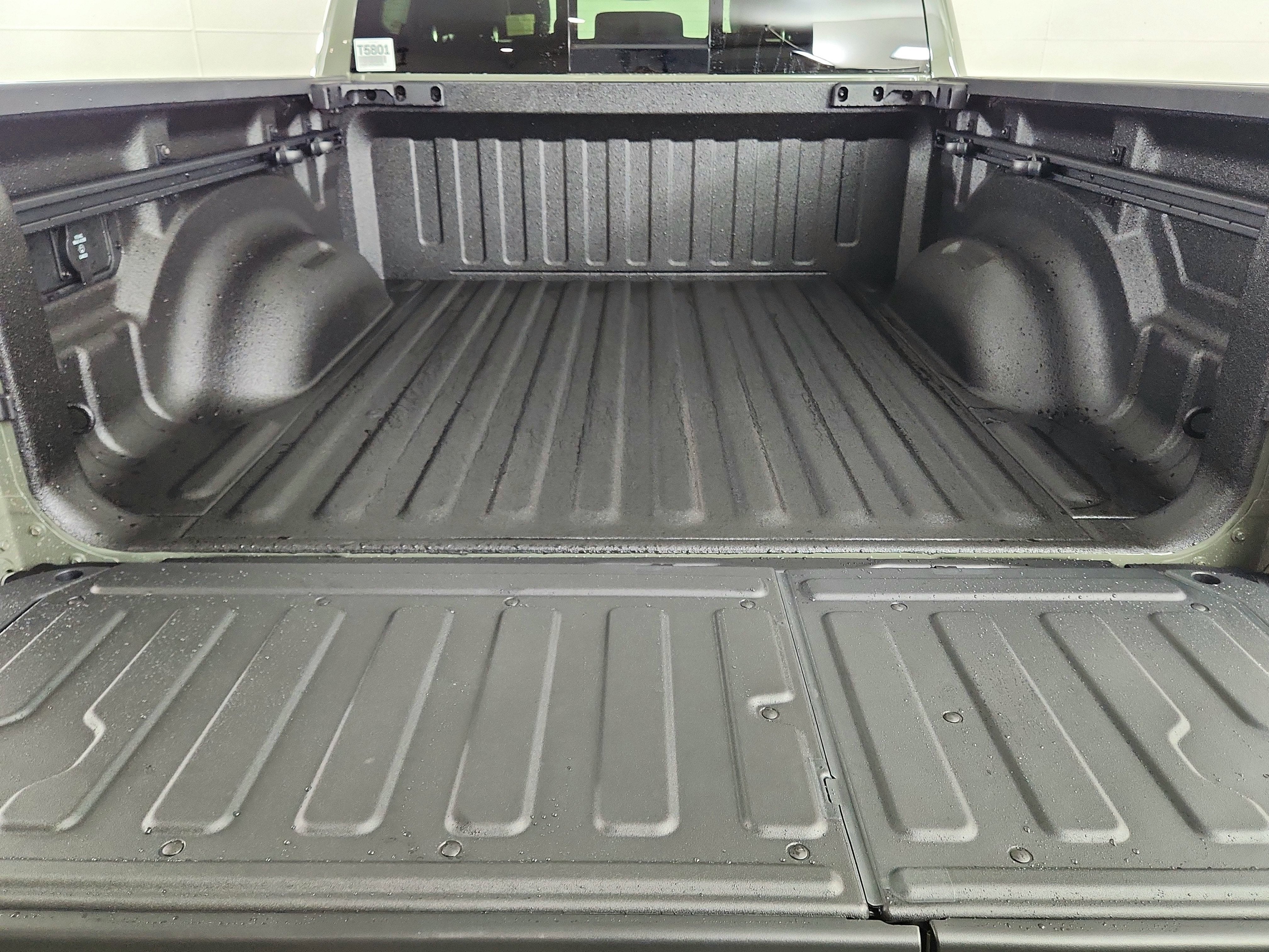2026 RAM Ram 1500 RAM 1500 LARAMIE CREW CAB 4X4 (144.5 IN WB 5 FT 7 IN BOX)