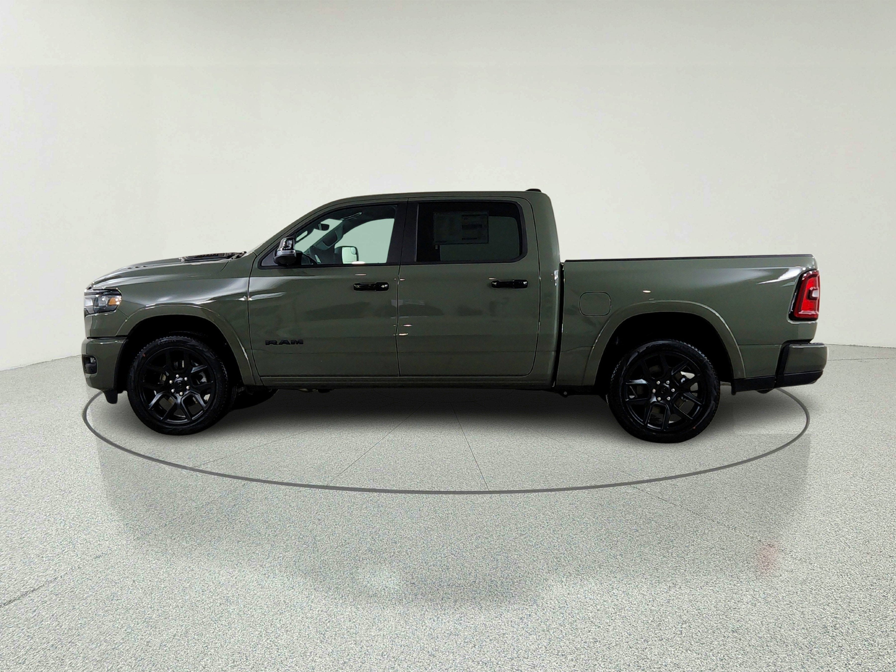 2026 RAM Ram 1500 RAM 1500 LARAMIE CREW CAB 4X4 (144.5 IN WB 5 FT 7 IN BOX)