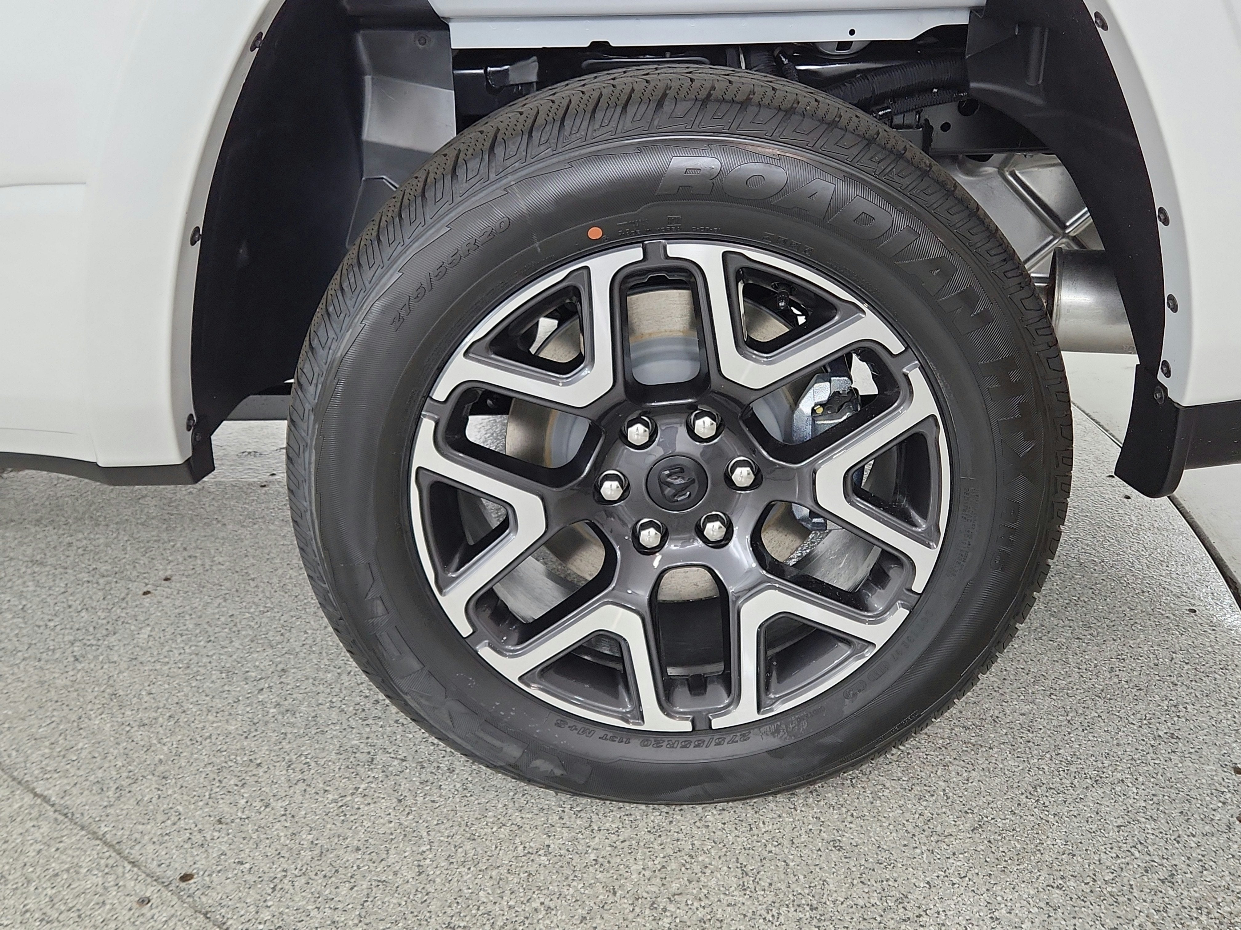 2027 RAM Ram 1500 Laramie 4x4 Crew Cab 5'7" Box