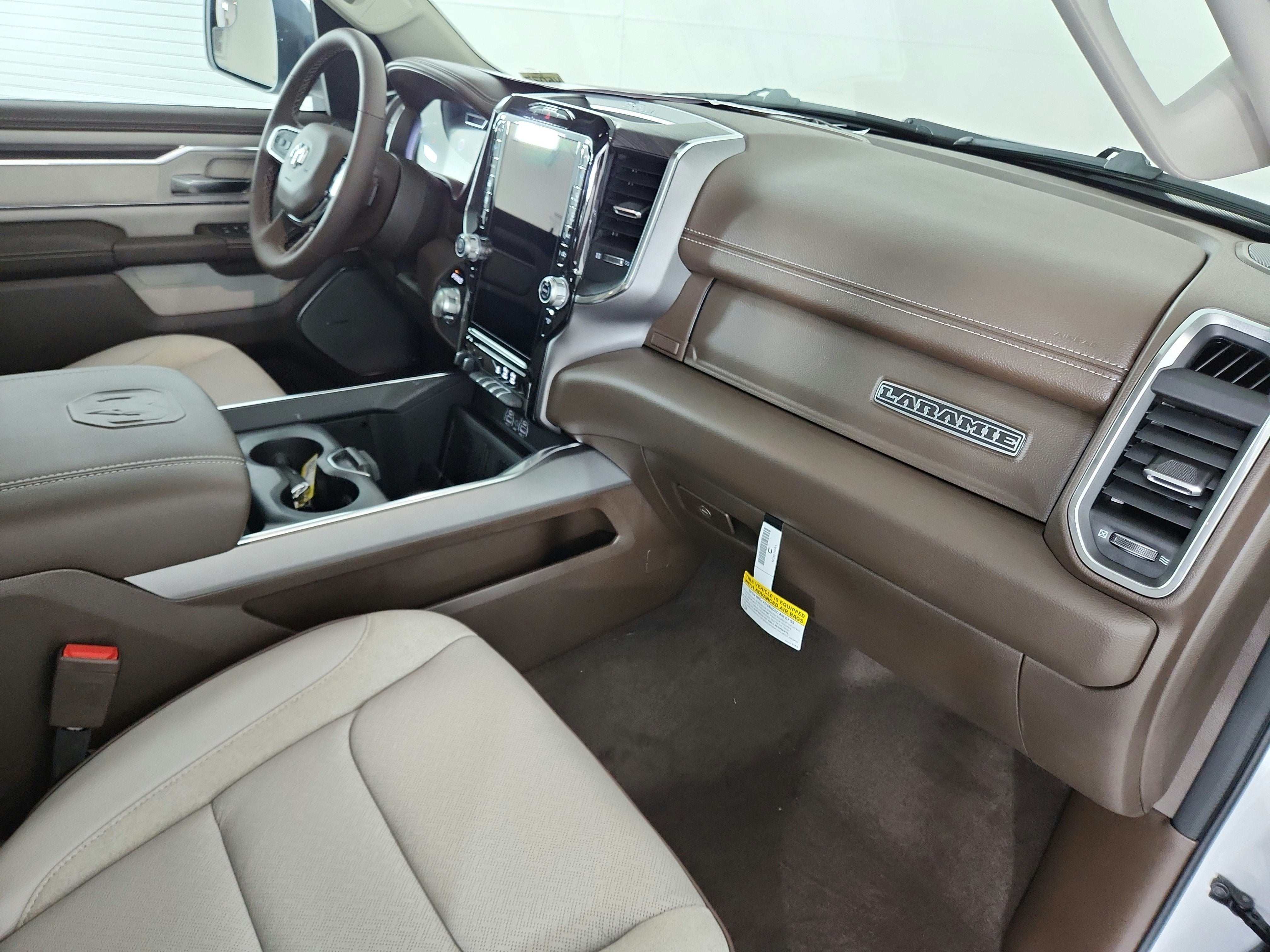 2027 RAM Ram 1500 Laramie 4x4 Crew Cab 5'7" Box