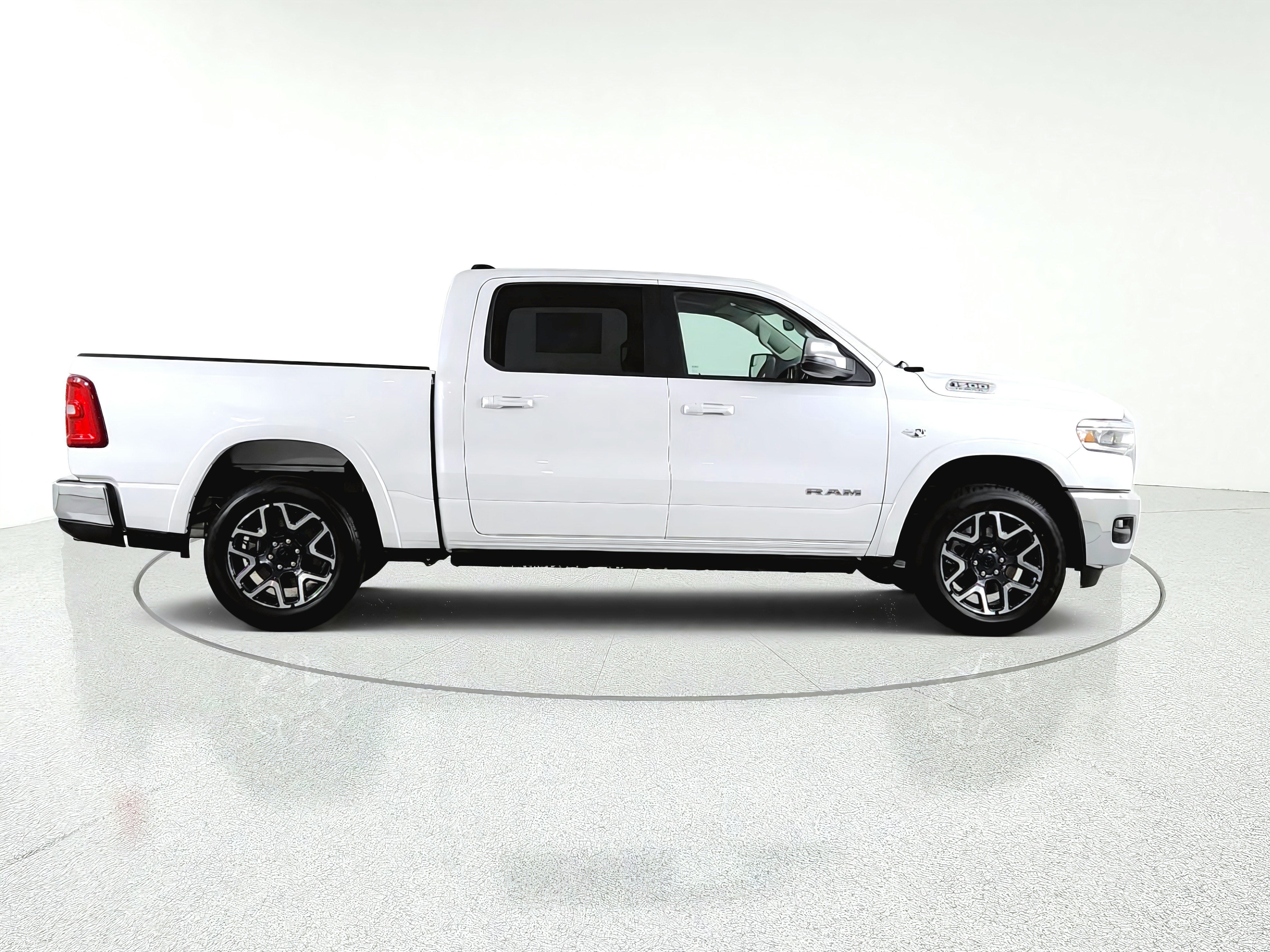 2027 RAM Ram 1500 Laramie 4x4 Crew Cab 5'7" Box