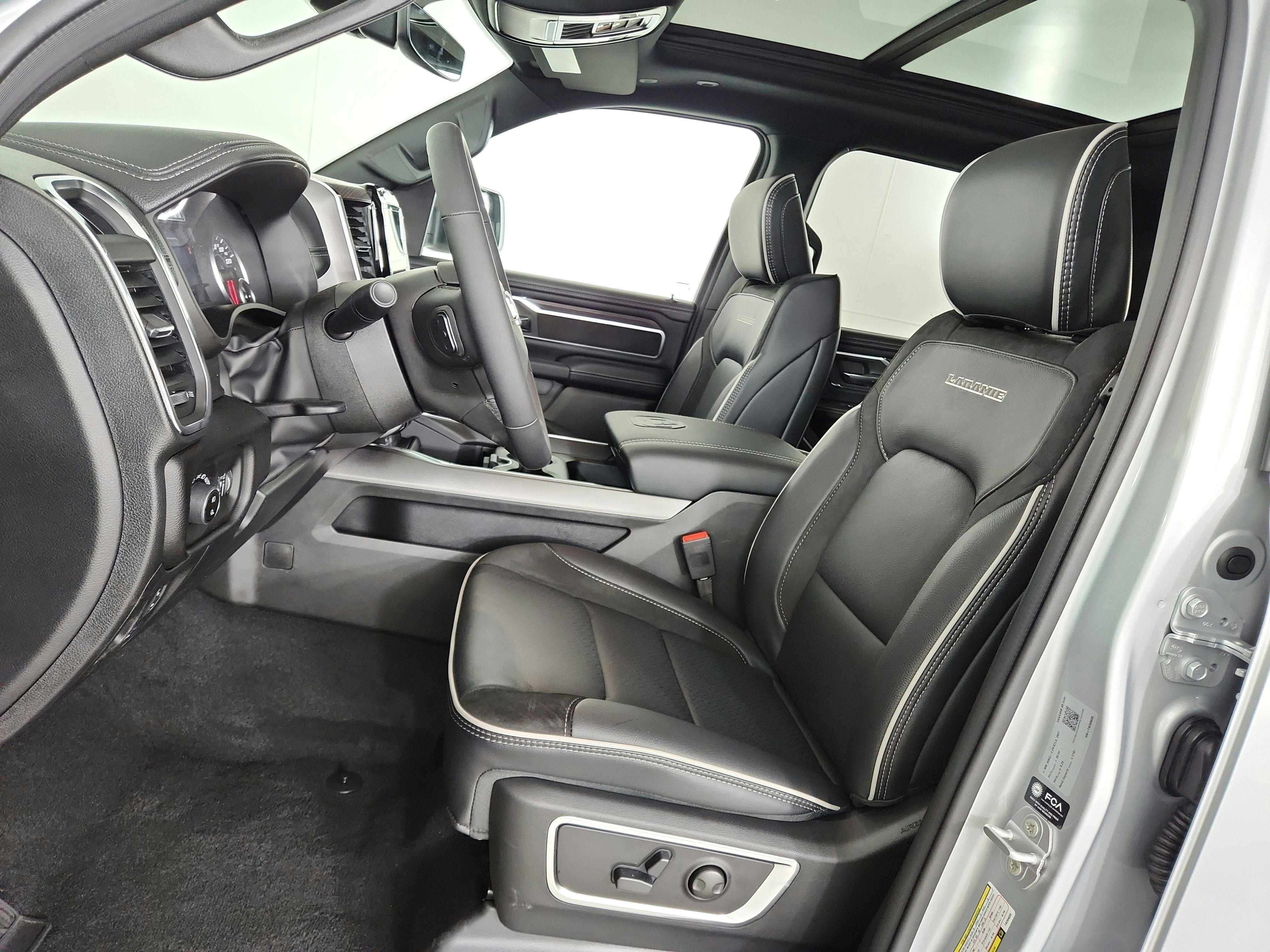 2026 RAM Ram 1500 RAM 1500 LARAMIE CREW CAB 4X4 (144.5 IN WB 5 FT 7 IN BOX)