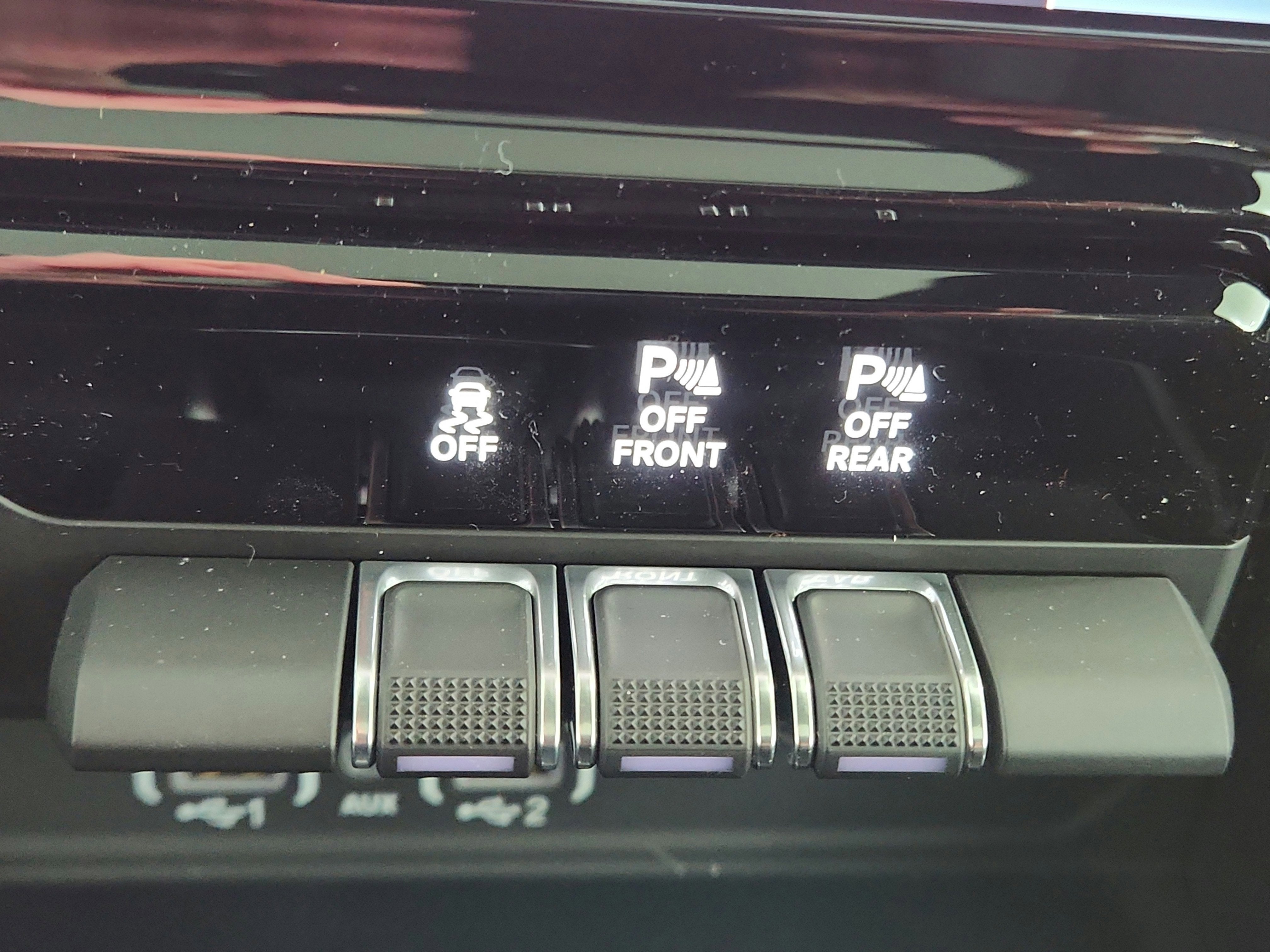 2026 RAM Ram 1500 RAM 1500 LARAMIE CREW CAB 4X4 (144.5 IN WB 5 FT 7 IN BOX)